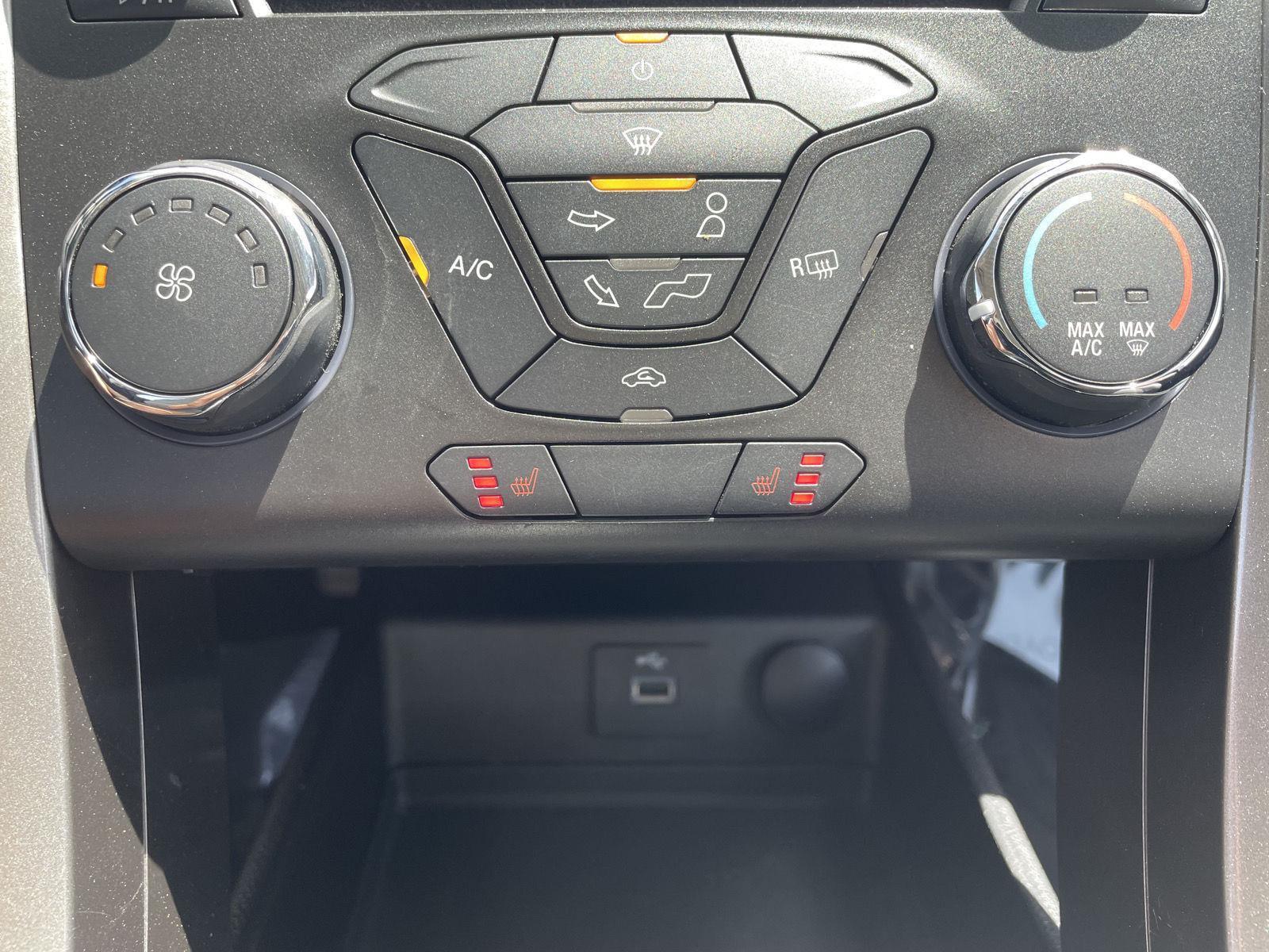 Used 2018 Ford Fusion SE Sedan for sale in Lincoln NE