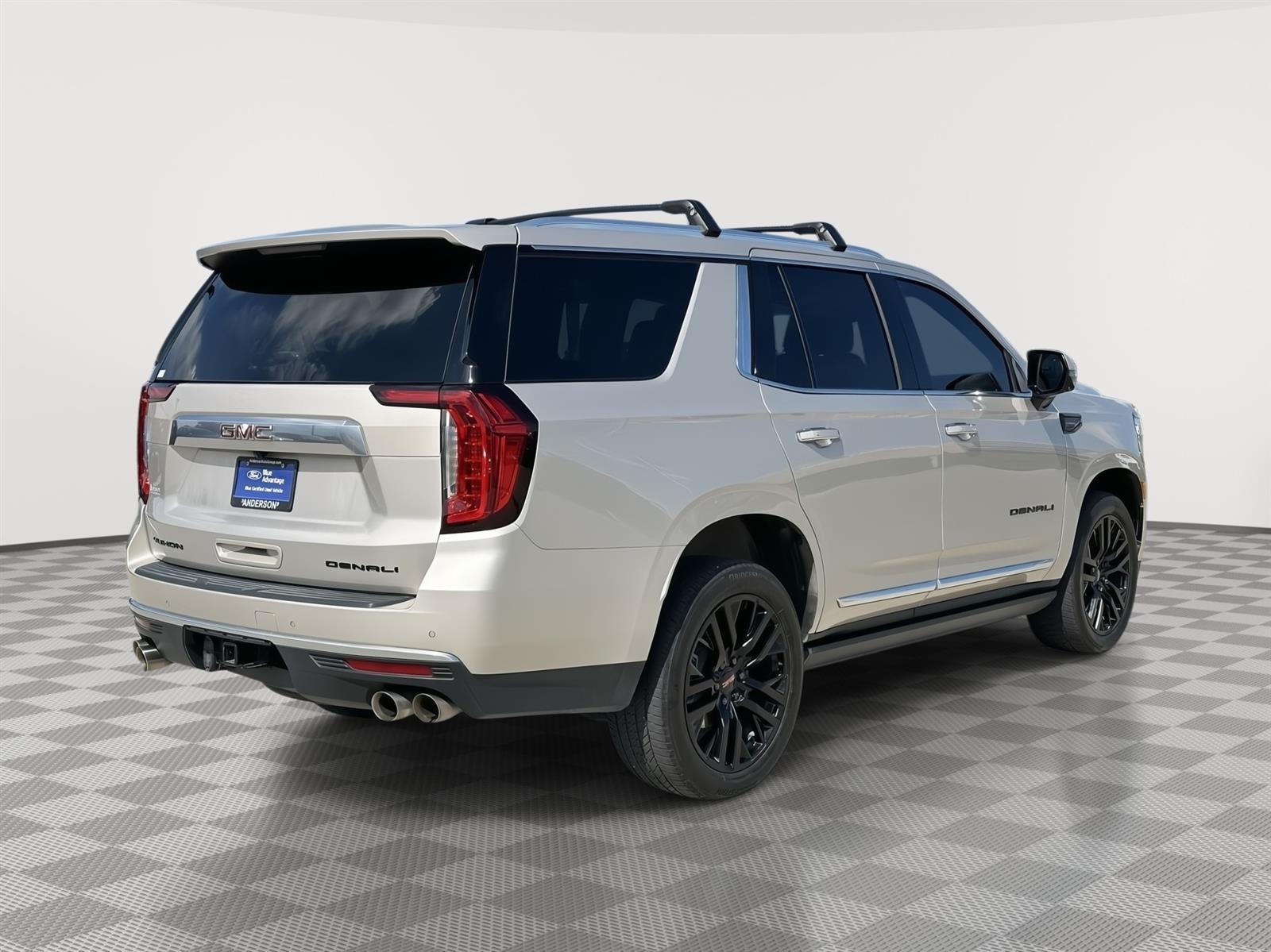 Used 2023 GMC Yukon Denali SUV for sale in Lincoln NE