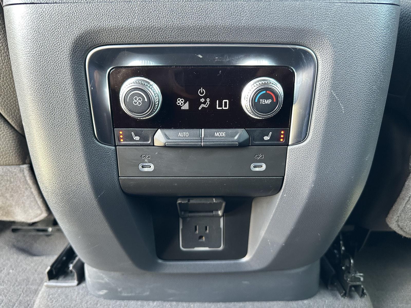 Used 2023 GMC Yukon Denali SUV for sale in Lincoln NE