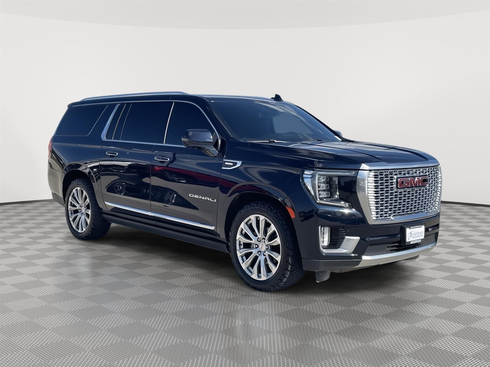 Used 2022 GMC Yukon XL Denali SUV for sale in Lincoln NE