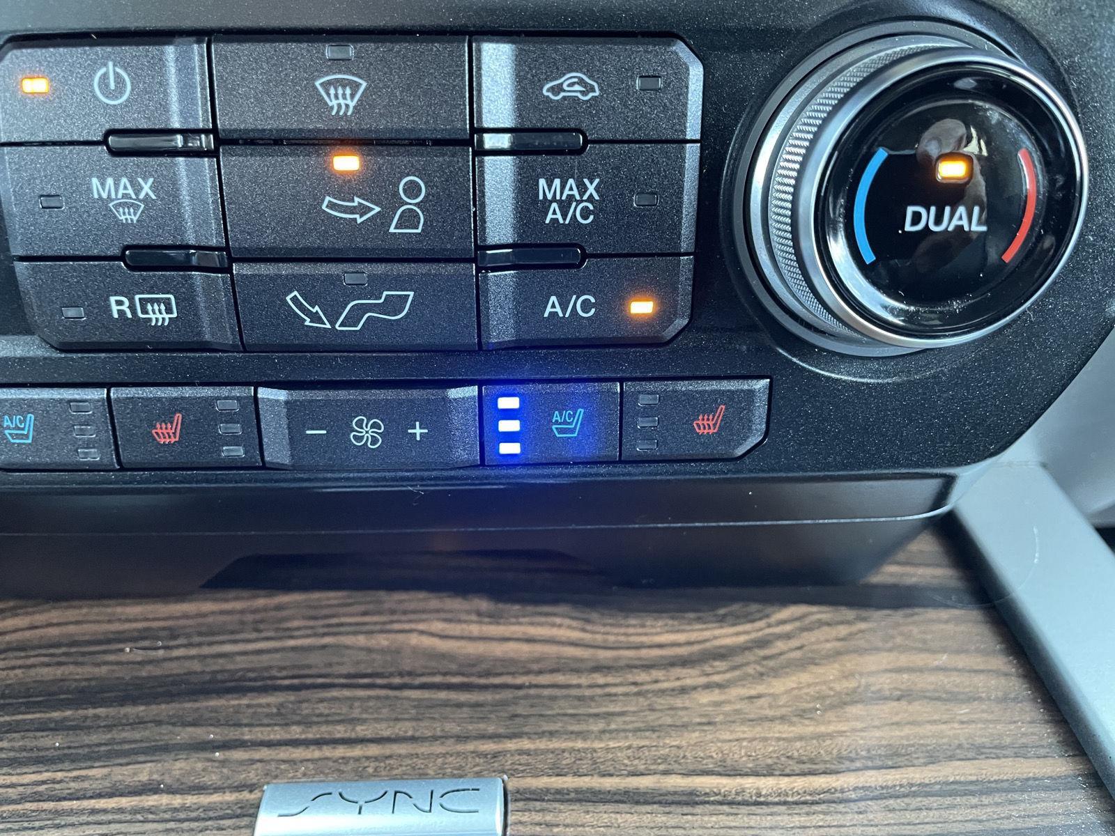 Used 2016 Ford F-150 Lariat Crew Cab Truck for sale in Lincoln NE