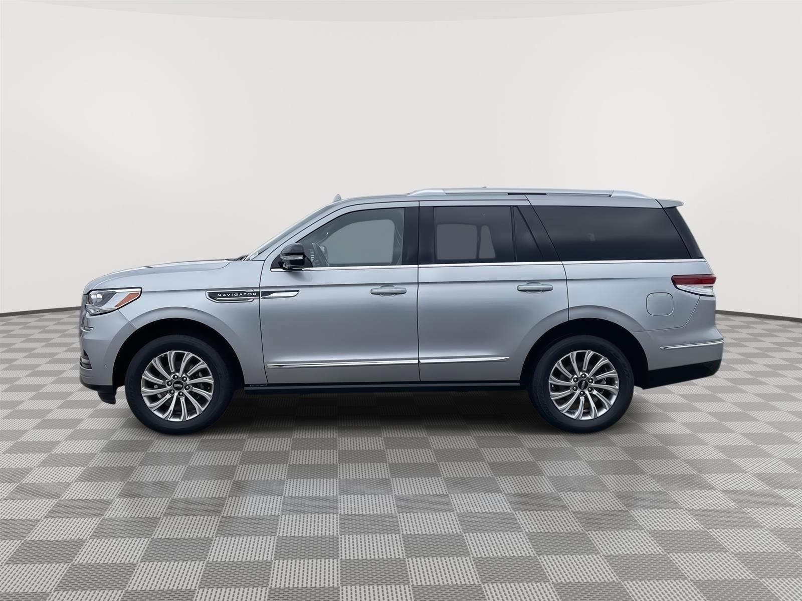 Used 2023 Lincoln Navigator Standard SUV for sale in Lincoln NE