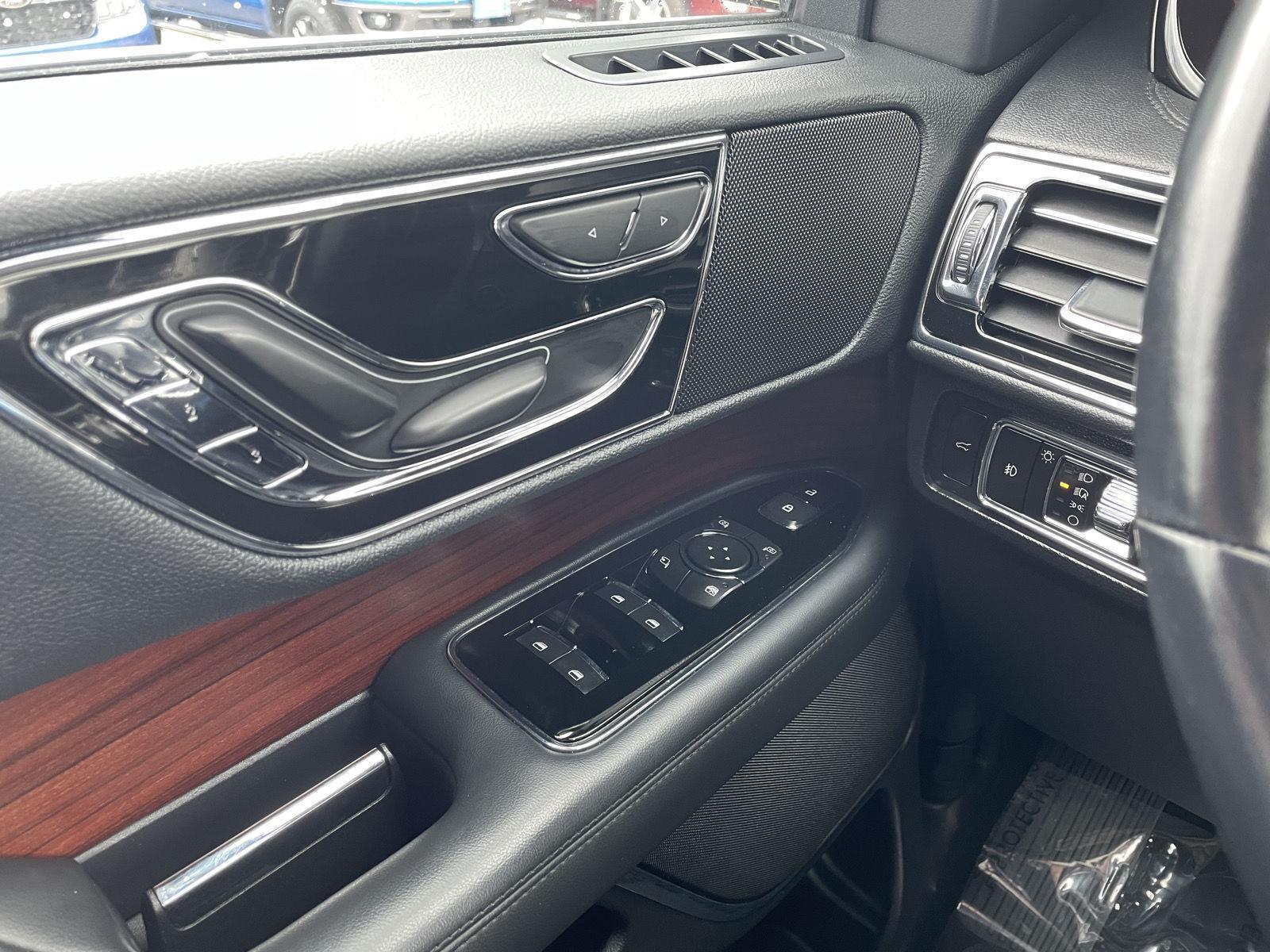 Used 2023 Lincoln Navigator Standard SUV for sale in Lincoln NE