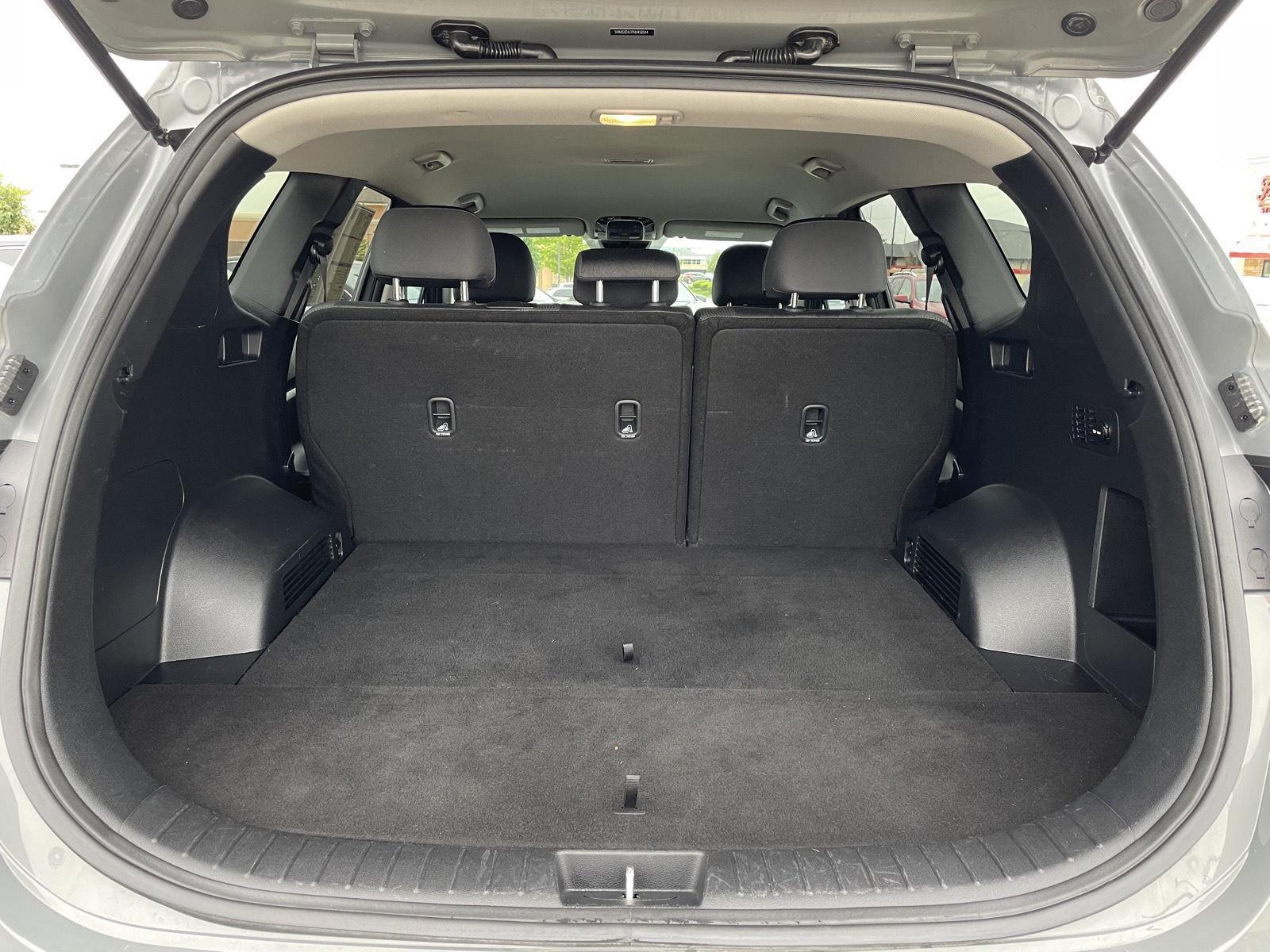 Used 2022 Hyundai Santa Fe SEL SUV for sale in Lincoln NE