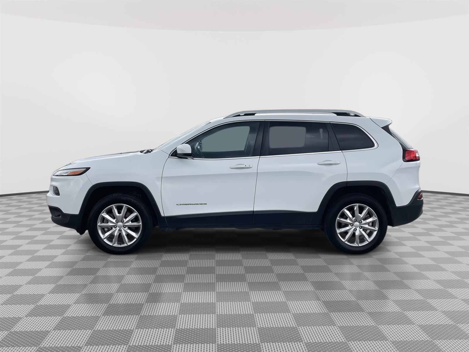 Used 2017 Jeep Cherokee Limited SUV for sale in Lincoln NE