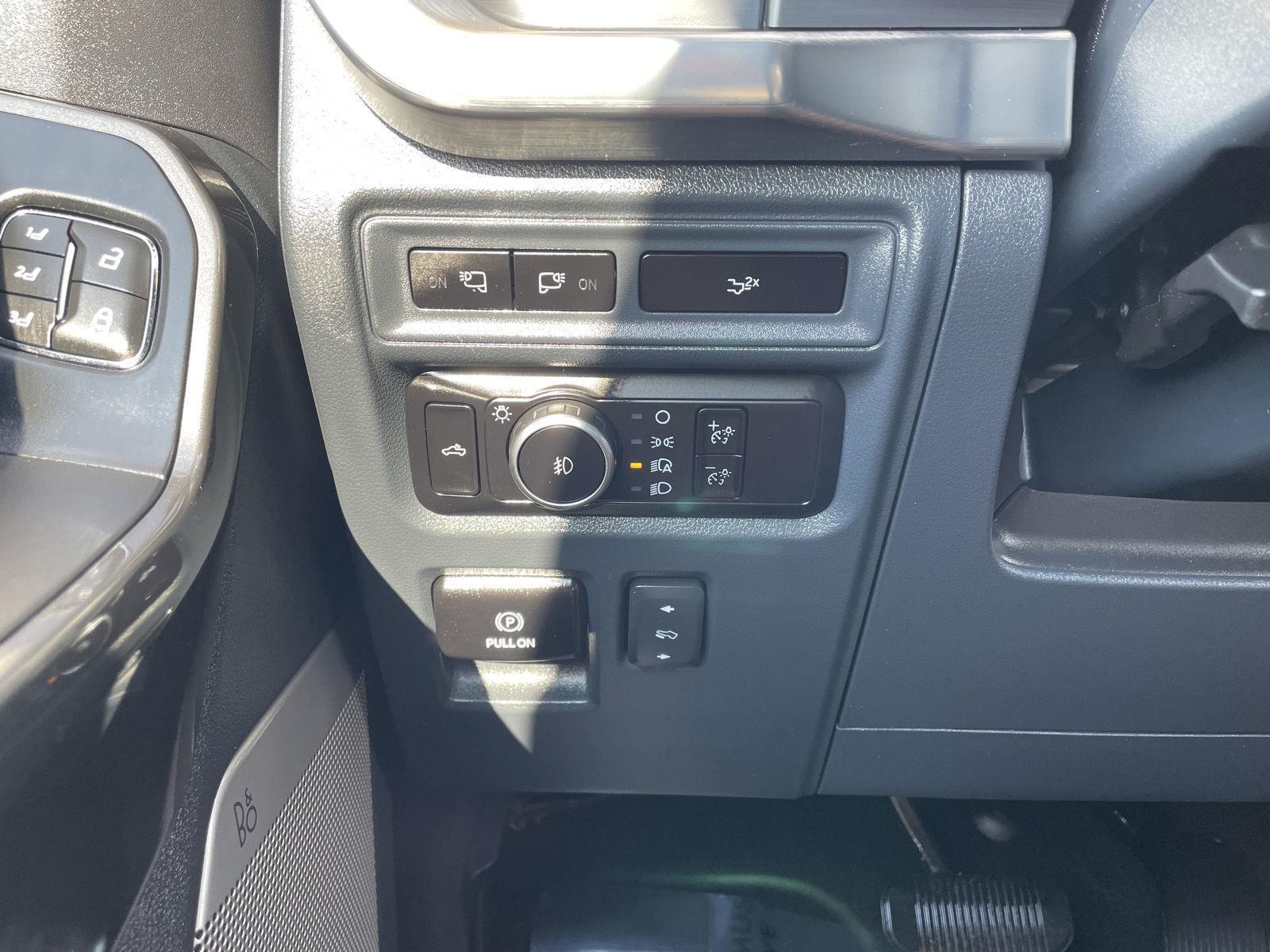 Used 2023 Ford F-150 Lariat Crew Cab Truck for sale in Lincoln NE