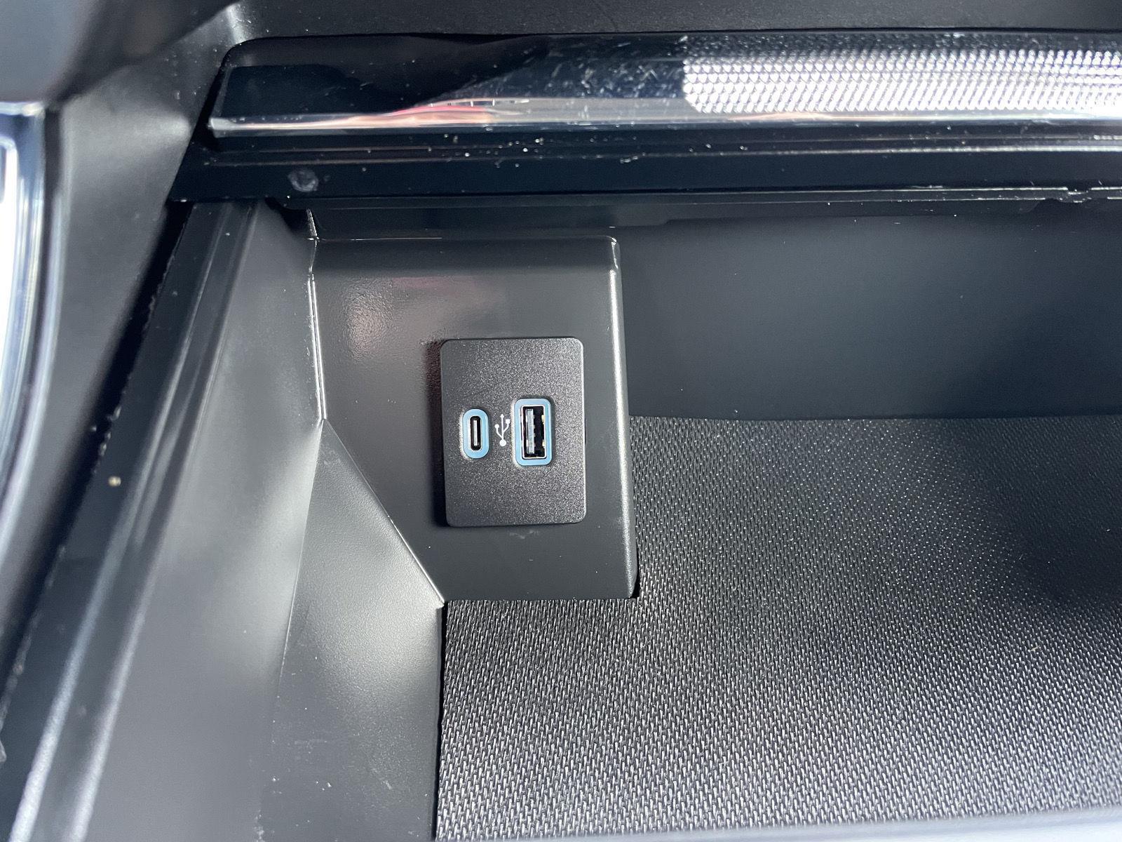 Used 2023 Ford F-150 Lariat Crew Cab Truck for sale in Lincoln NE