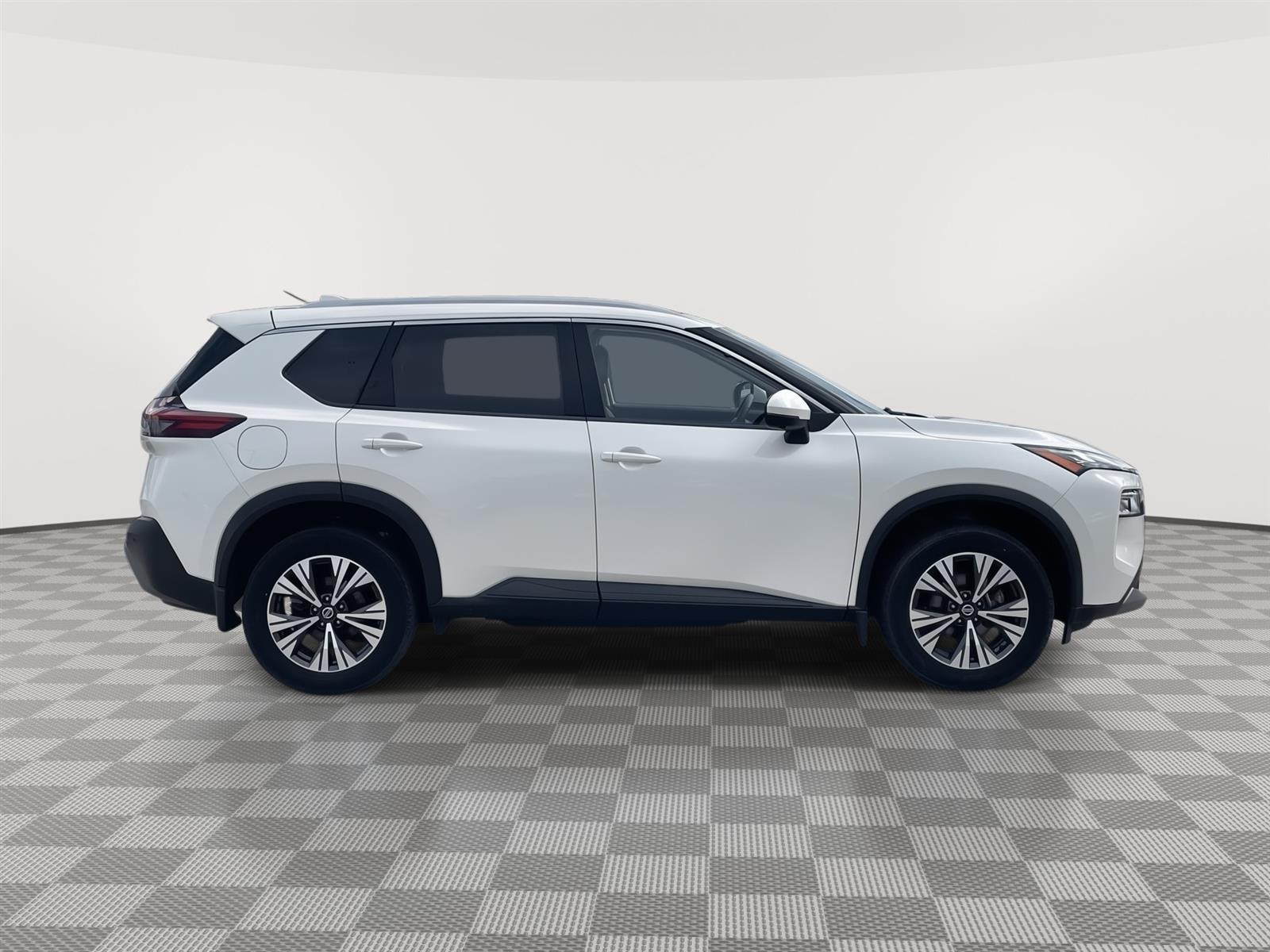Used 2021 Nissan Rogue SV SUV for sale in Lincoln NE