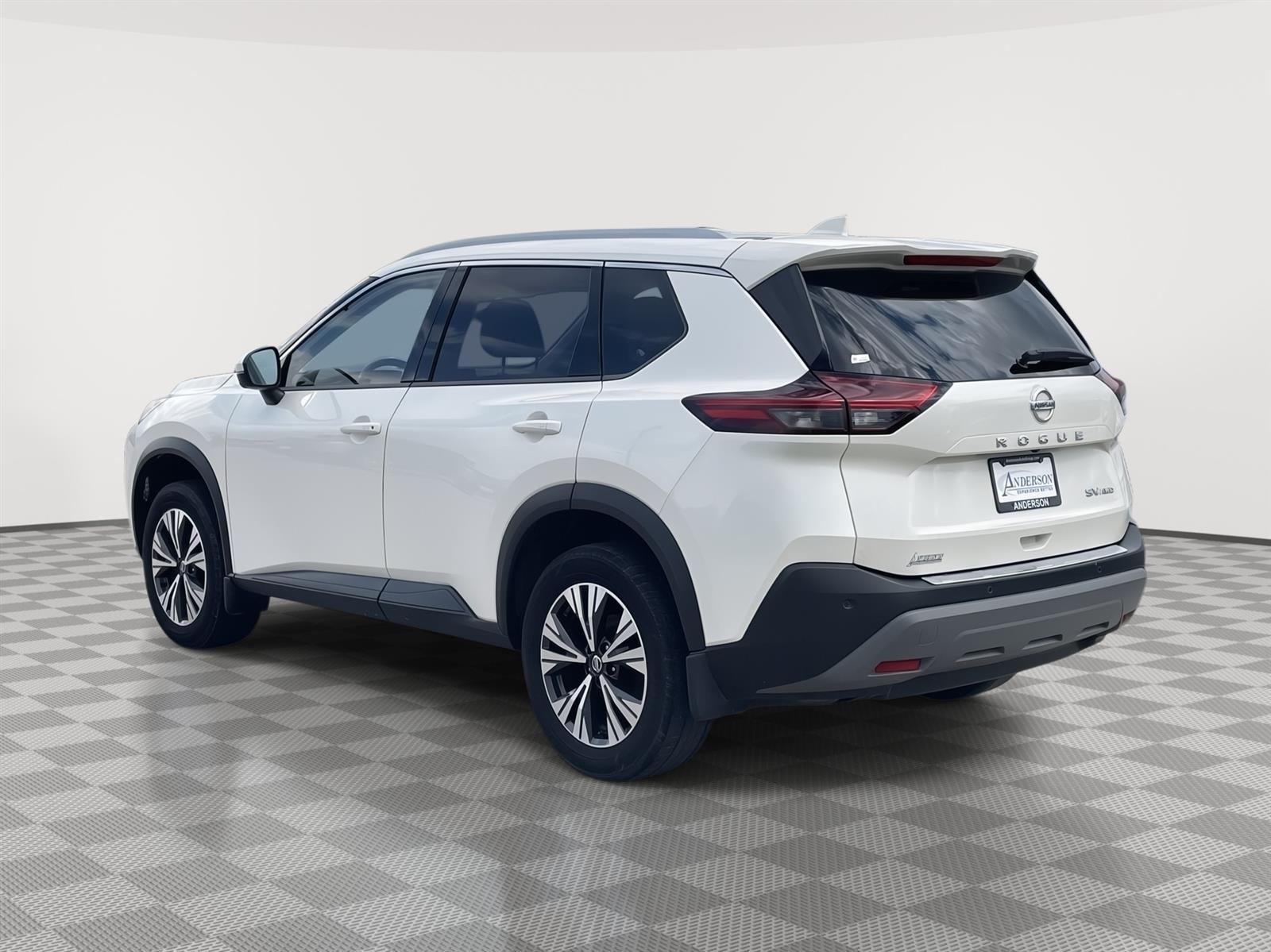 Used 2021 Nissan Rogue SV SUV for sale in Lincoln NE