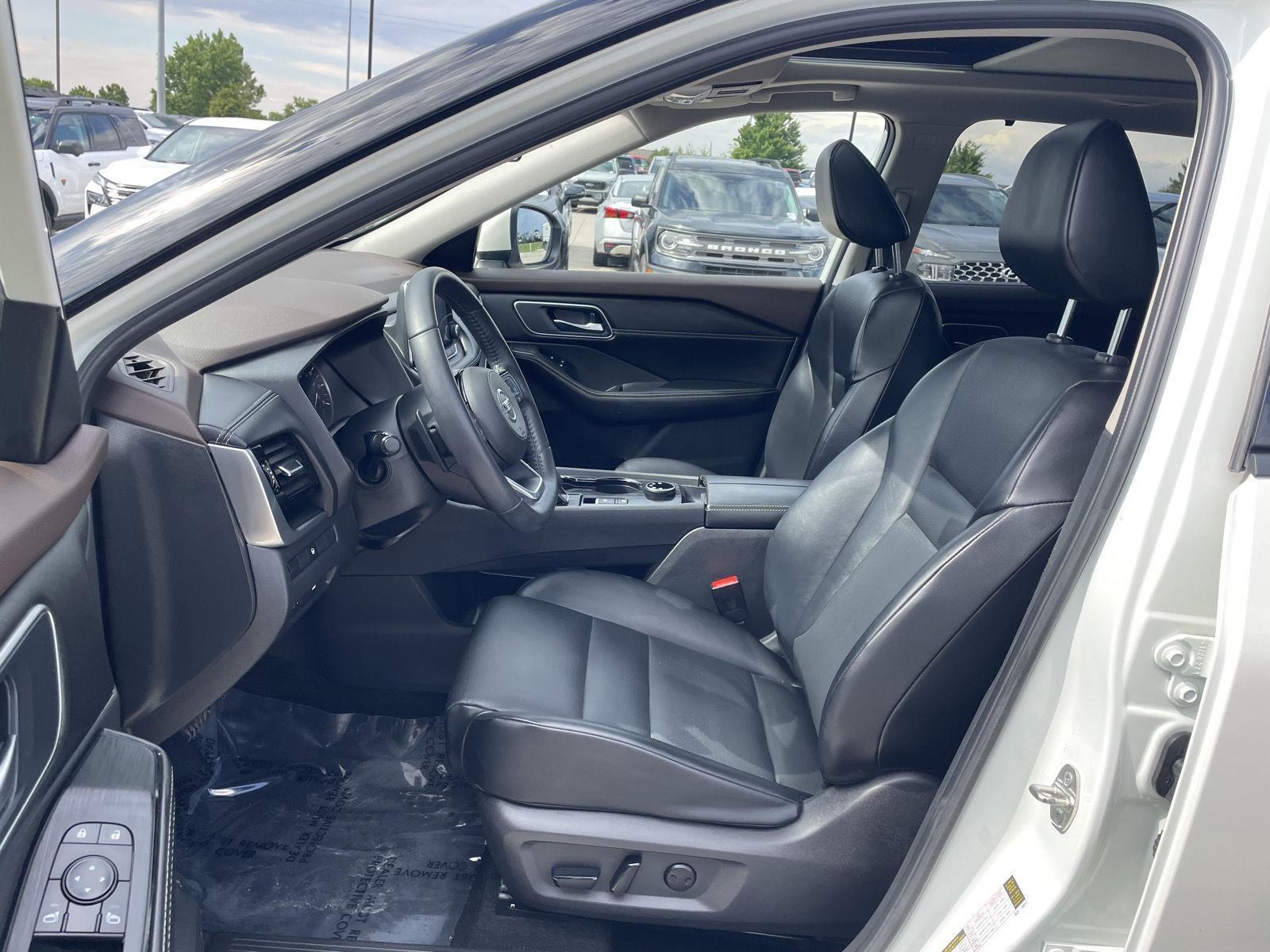 Used 2021 Nissan Rogue SV SUV for sale in Lincoln NE