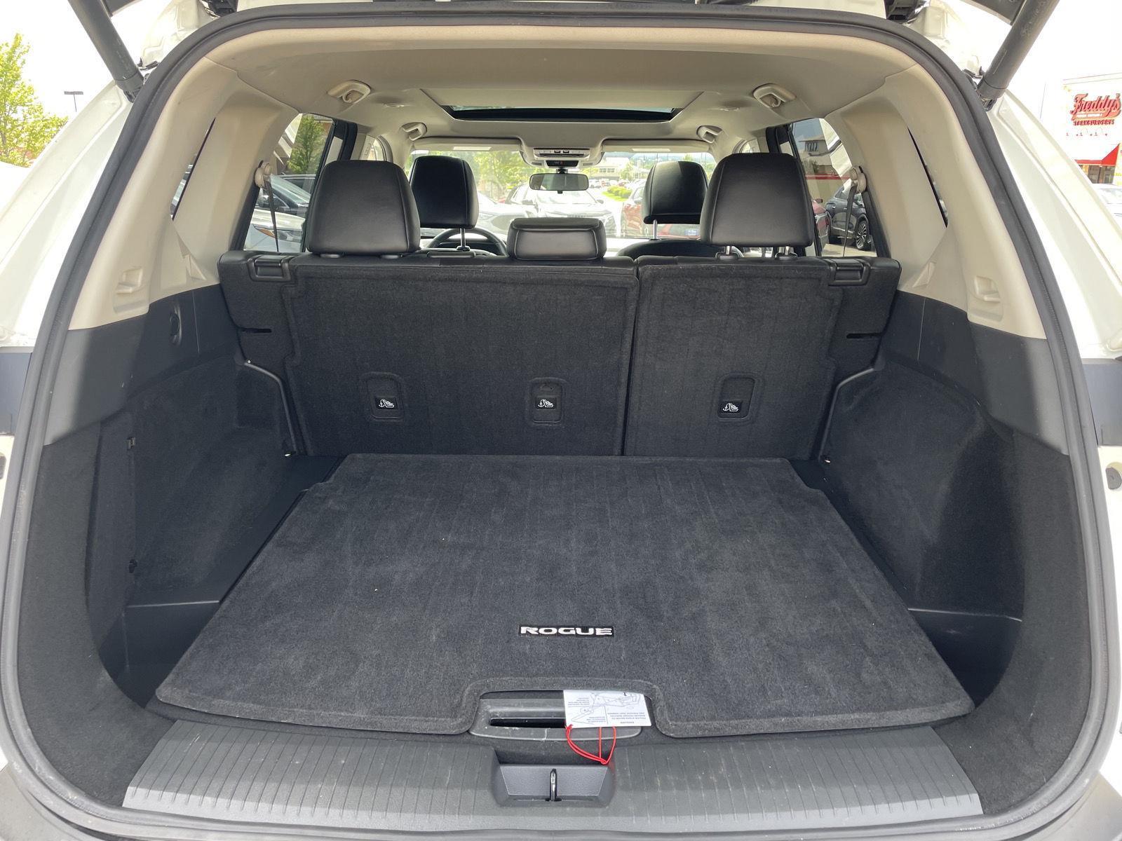 Used 2021 Nissan Rogue SV SUV for sale in Lincoln NE