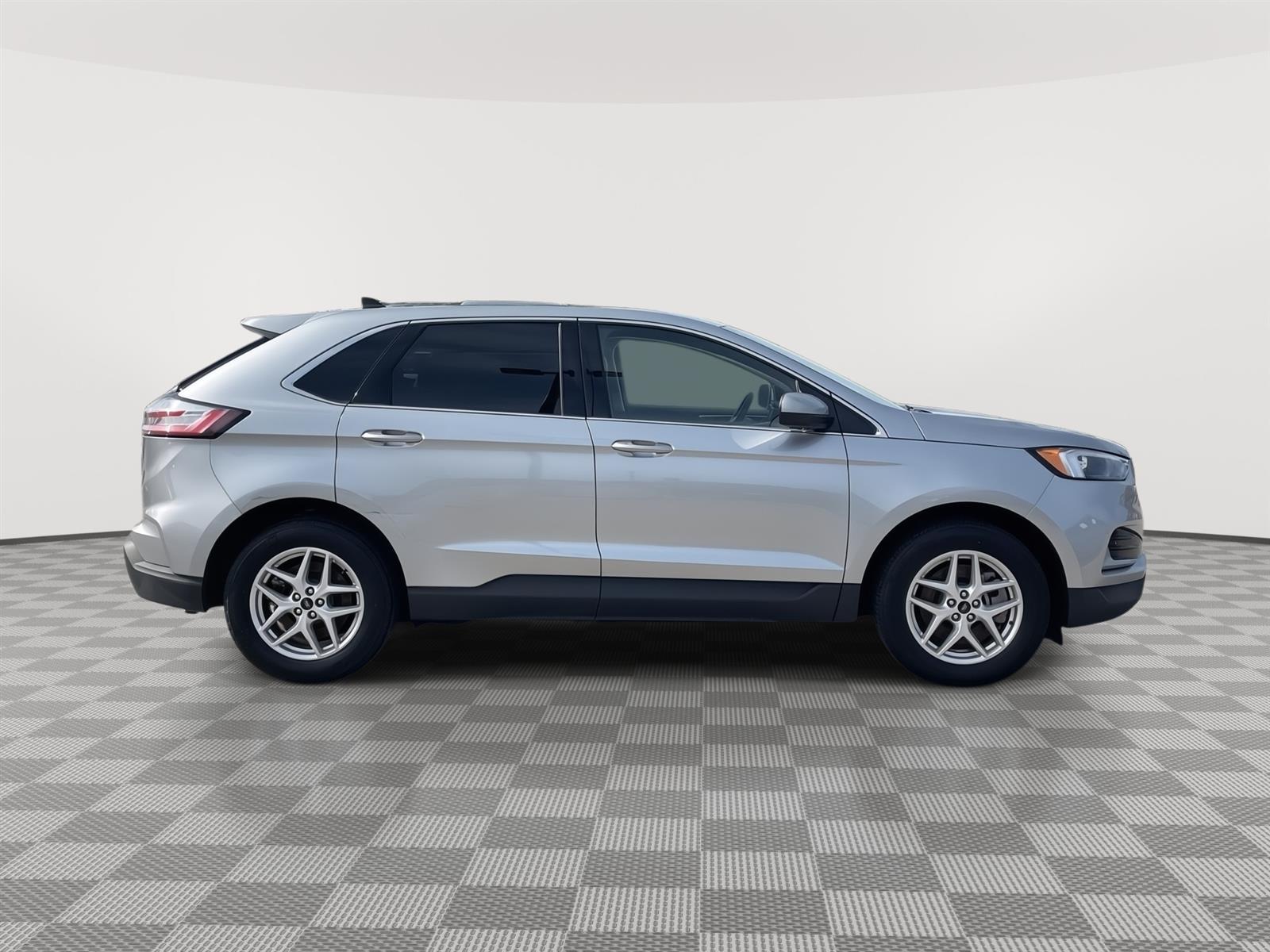 Used 2024 Ford Edge SEL SUV for sale in Lincoln NE