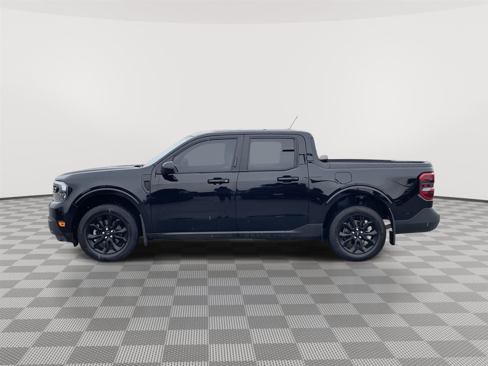 Used 2023 Ford Maverick Lariat Crew Cab Truck for sale in Lincoln NE