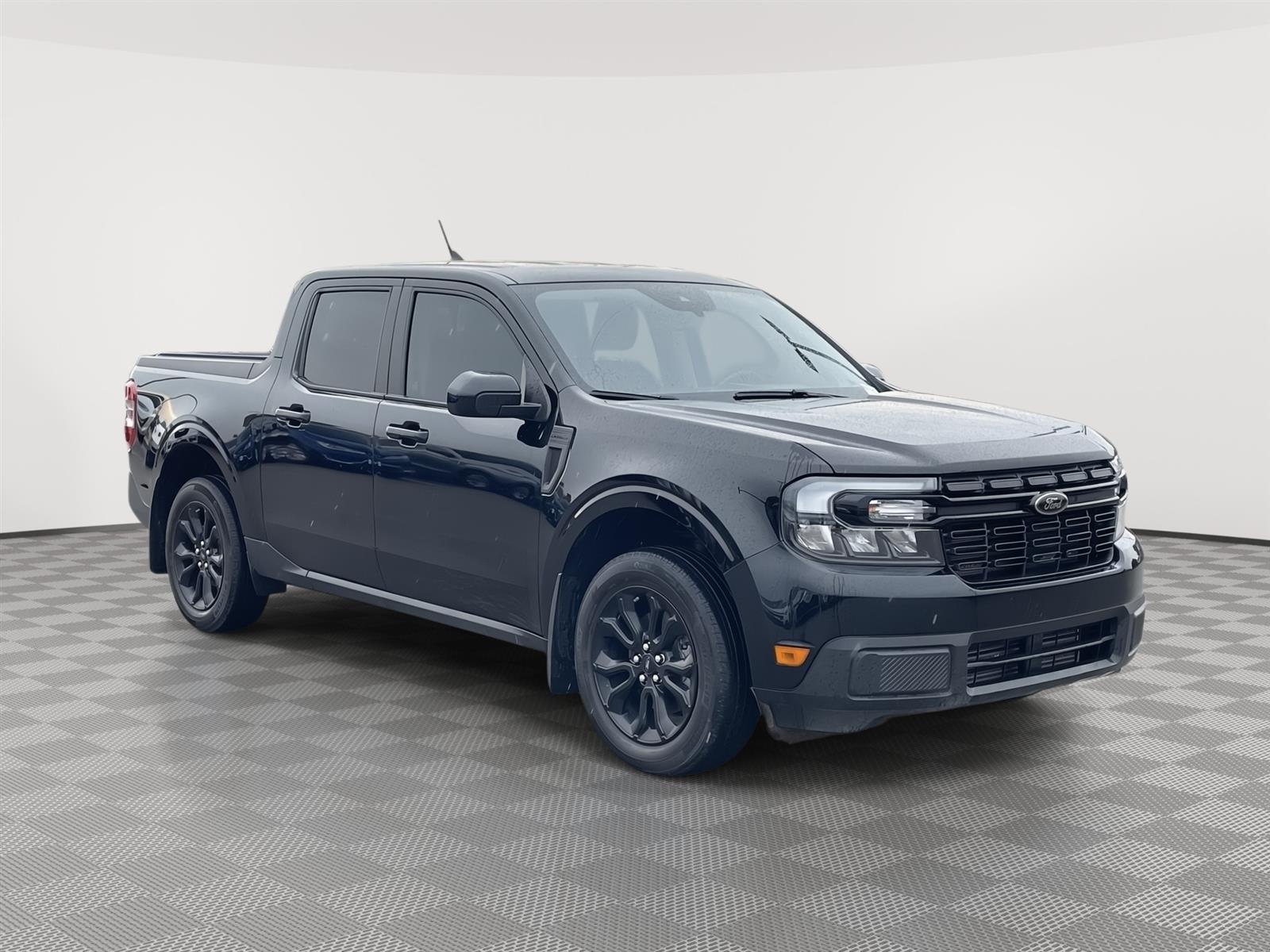 Used 2023 Ford Maverick Lariat Crew Cab Truck for sale in Lincoln NE