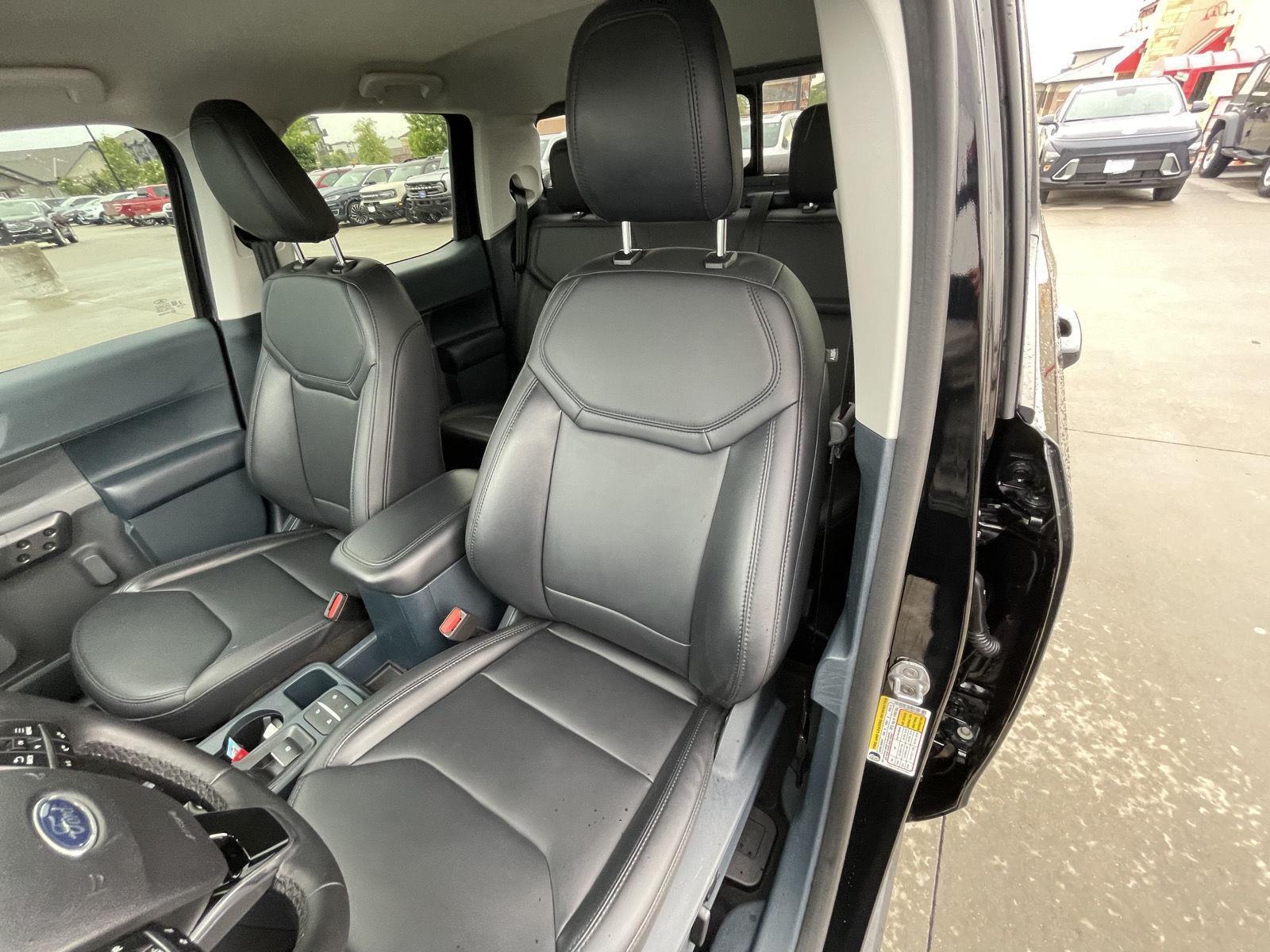 Used 2023 Ford Maverick Lariat Crew Cab Truck for sale in Lincoln NE