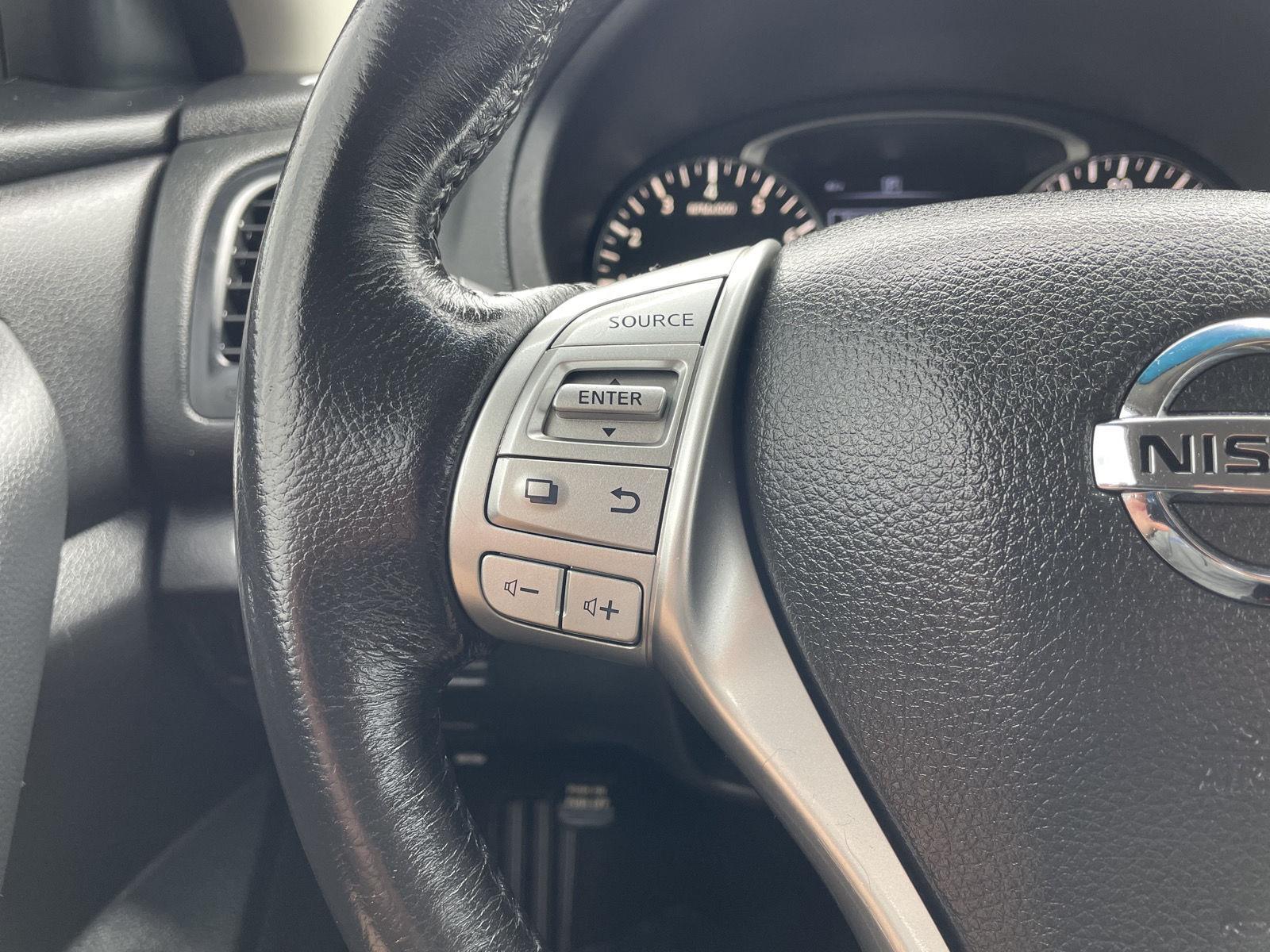 Used 2018 Nissan Altima 2.5 SV Sedan for sale in Lincoln NE