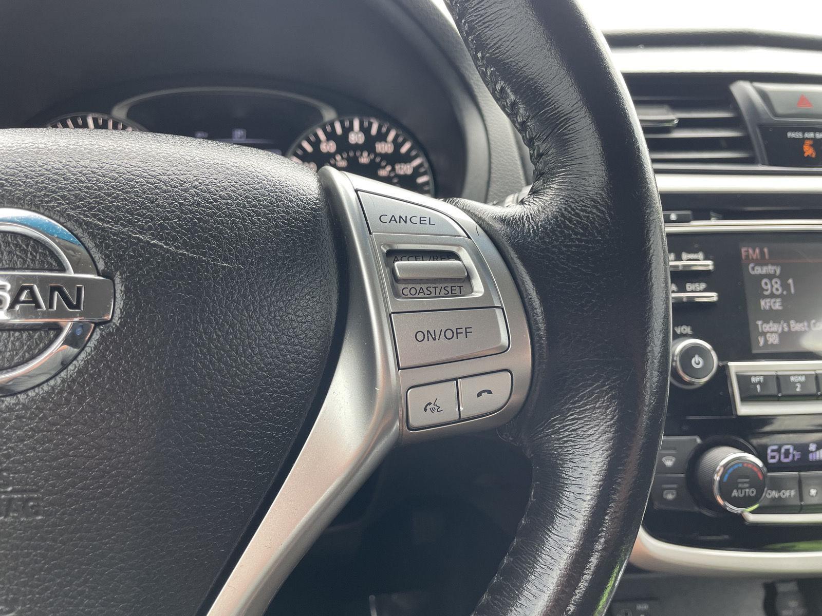 Used 2018 Nissan Altima 2.5 SV Sedan for sale in Lincoln NE