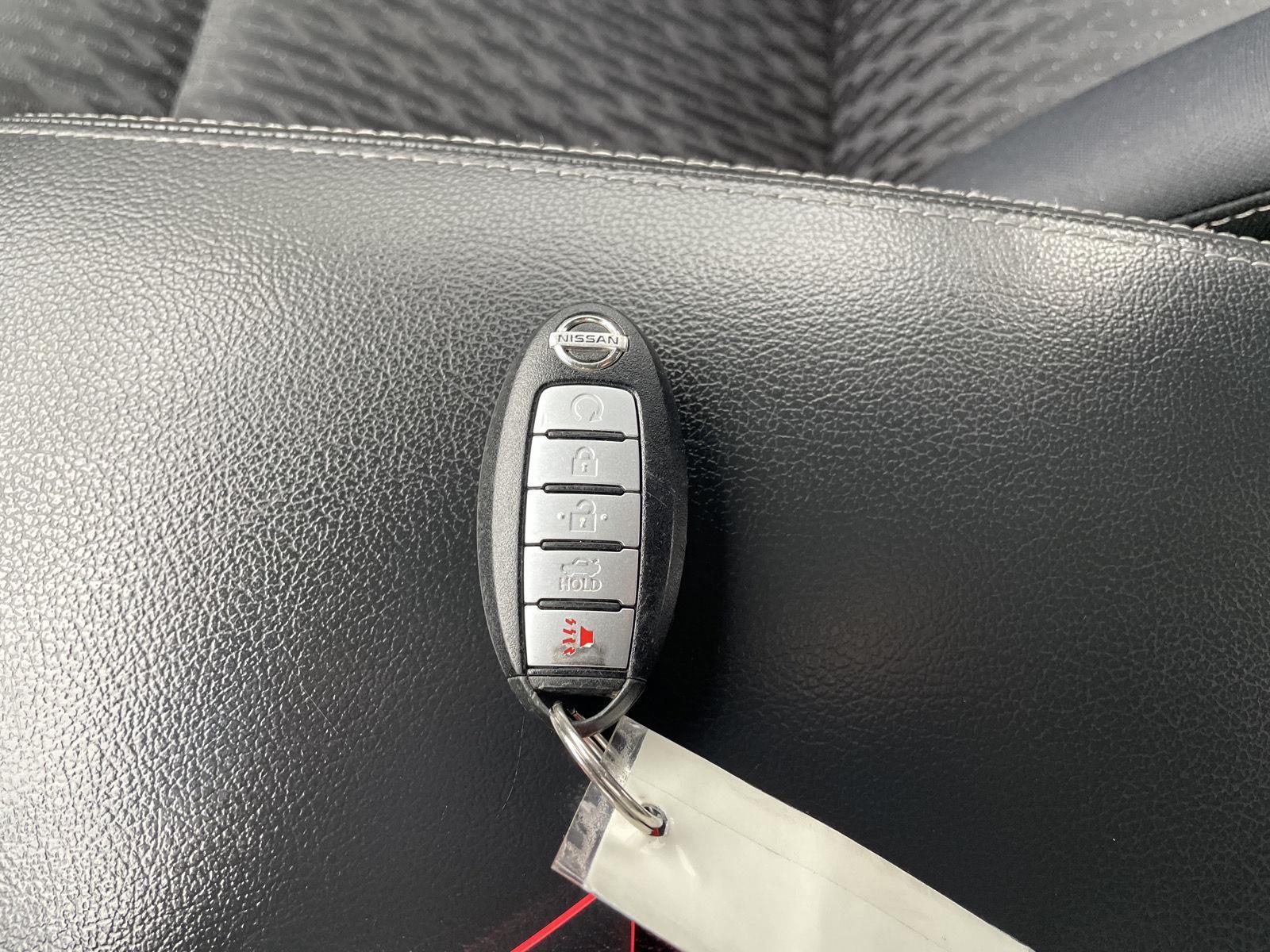 Used 2018 Nissan Altima 2.5 SV Sedan for sale in Lincoln NE
