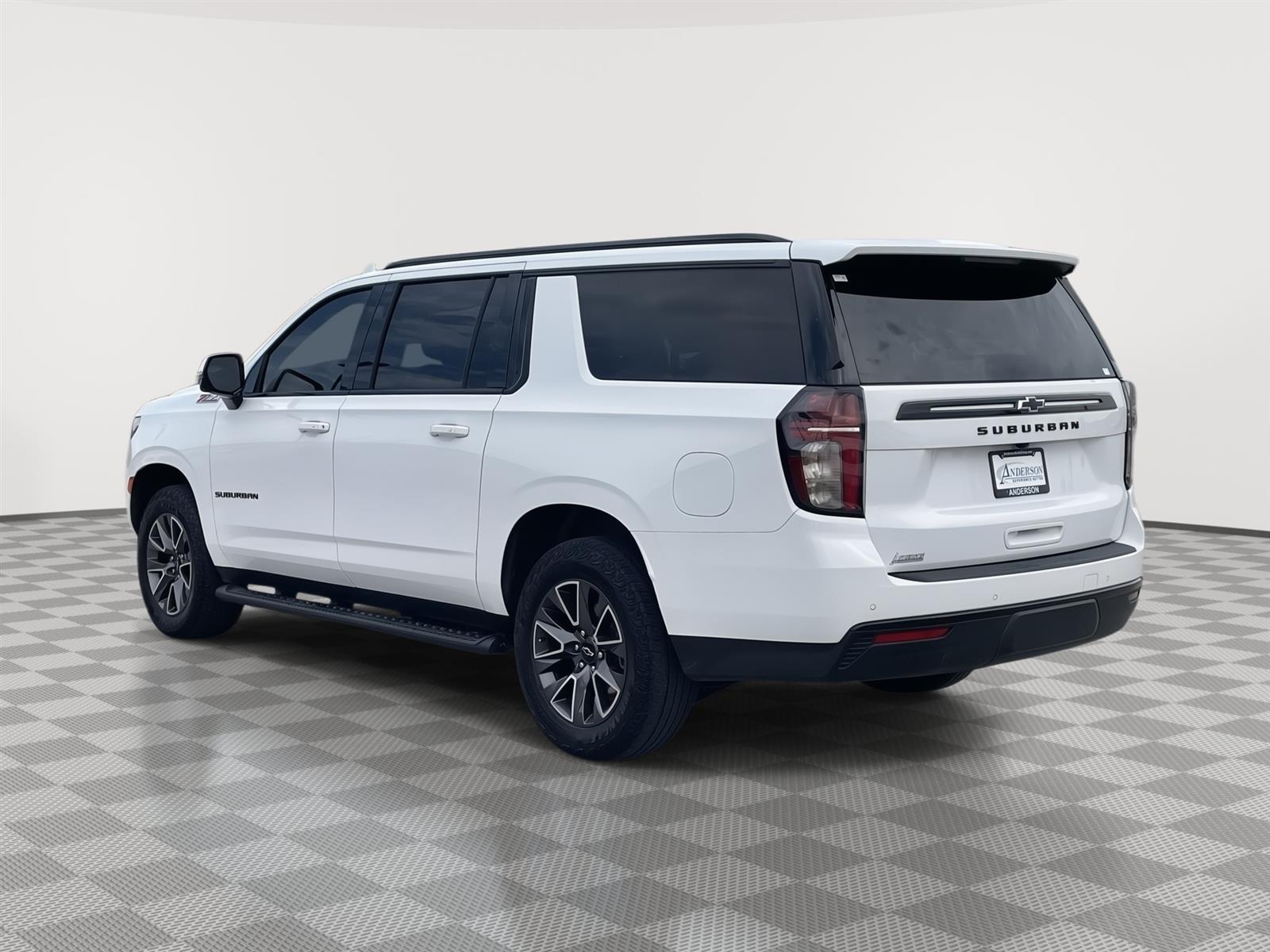 Used 2023 Chevrolet Suburban Z71 SUV for sale in Lincoln NE