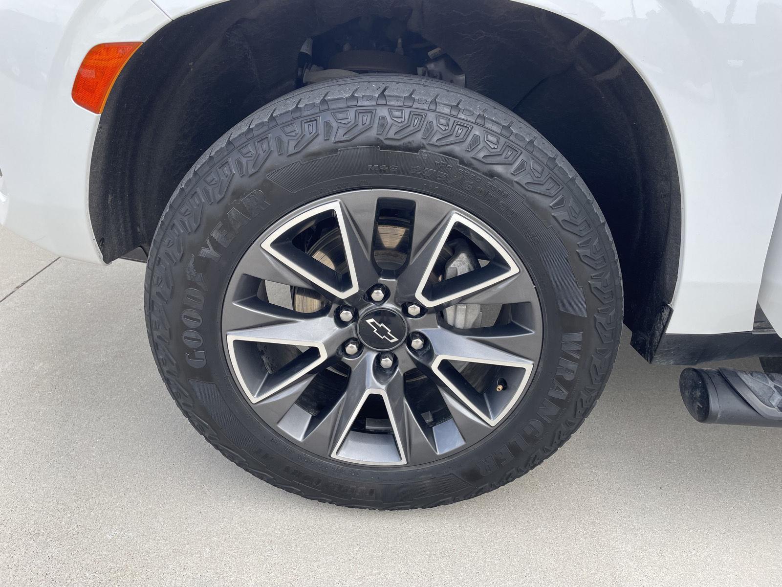 Used 2023 Chevrolet Suburban Z71 SUV for sale in Lincoln NE