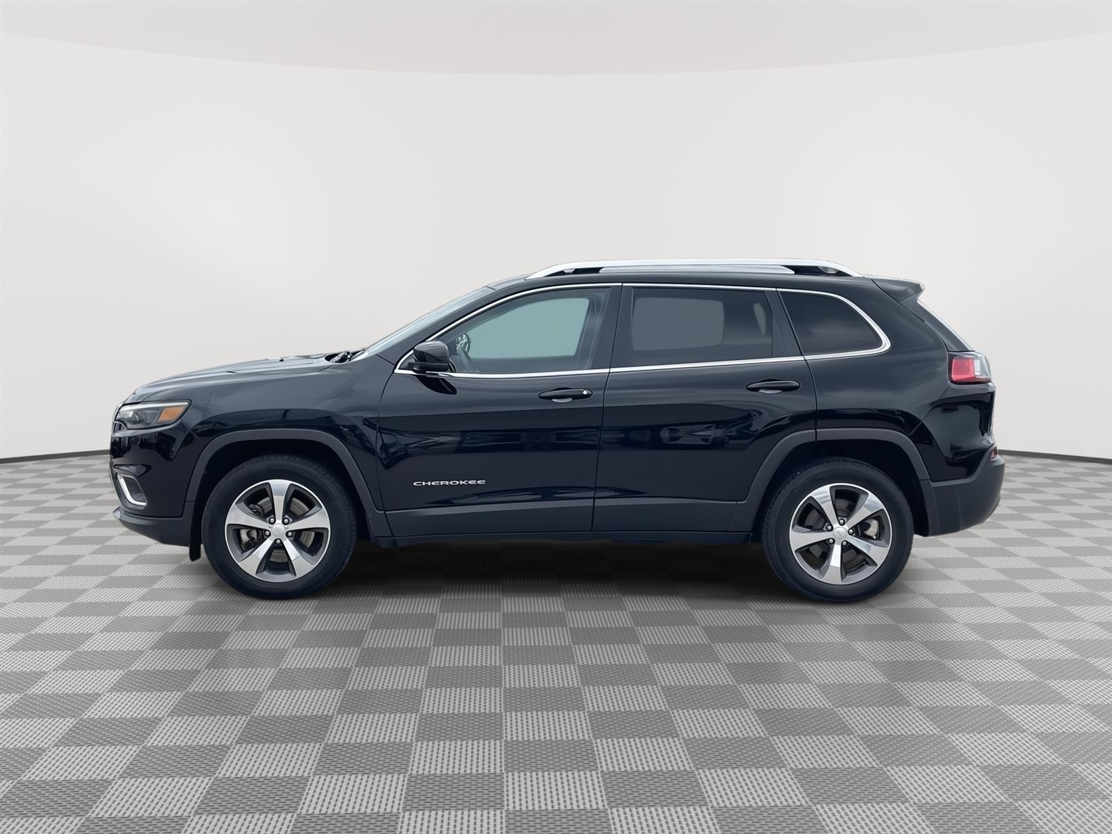 Used 2019 Jeep Cherokee Limited SUV for sale in Lincoln NE