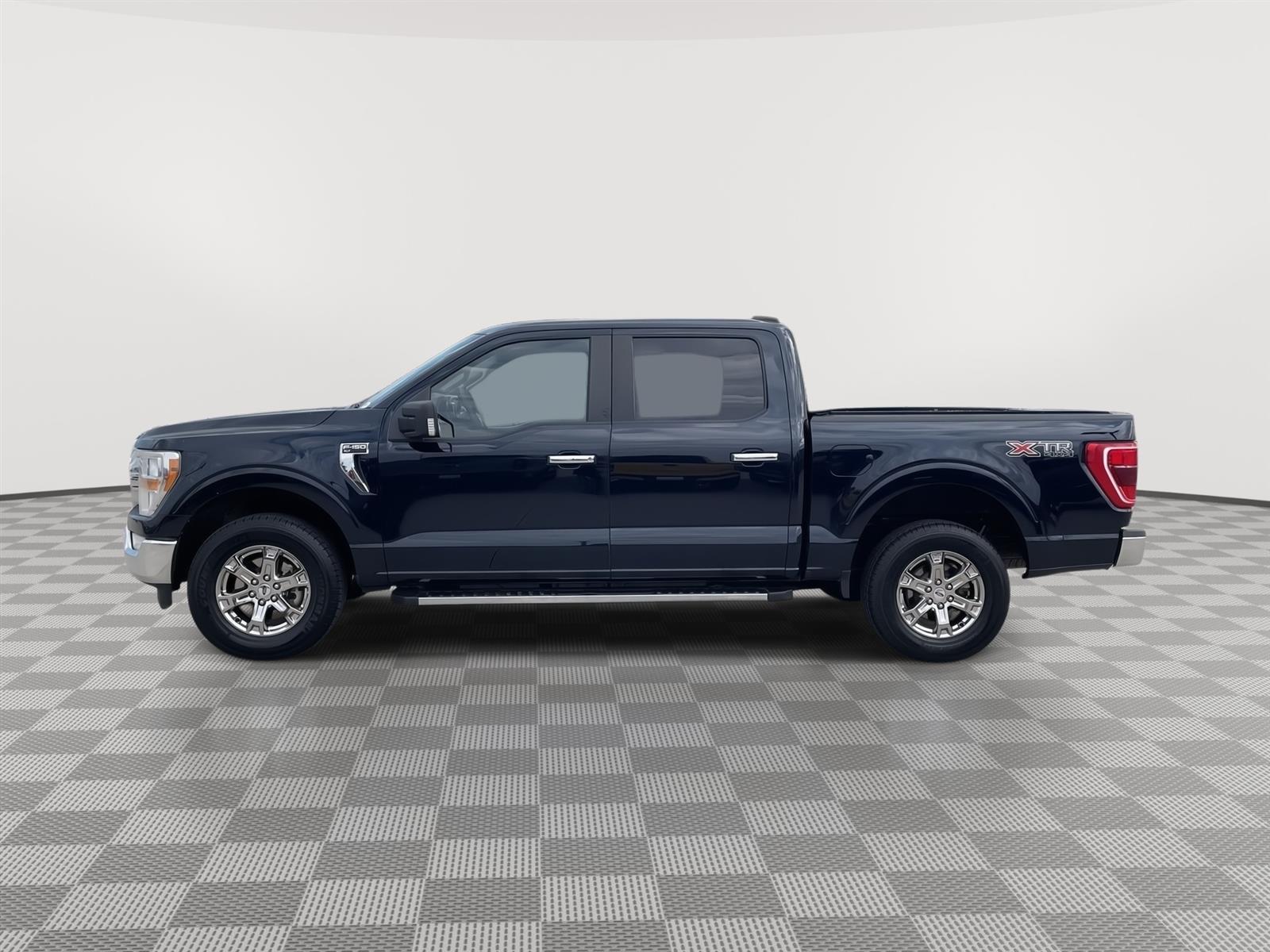 Used 2021 Ford F-150 XLT Crew Cab Truck for sale in Lincoln NE