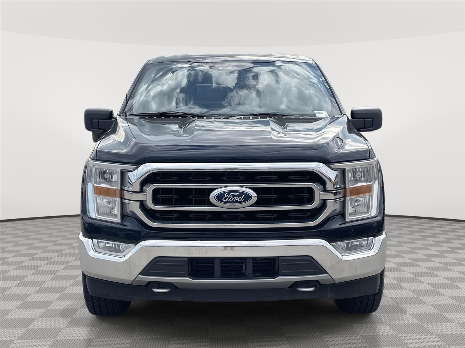 Used 2021 Ford F-150 XLT Crew Cab Truck for sale in Lincoln NE