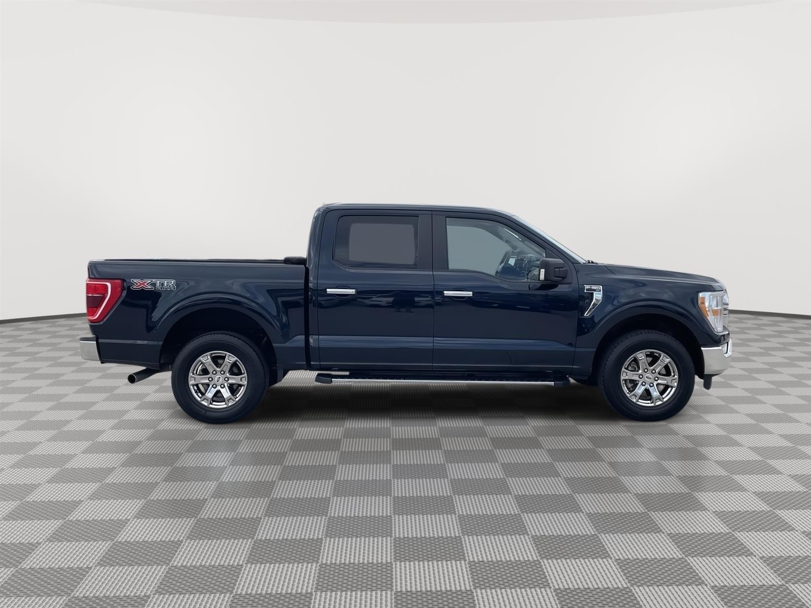 Used 2021 Ford F-150 XLT Crew Cab Truck for sale in Lincoln NE