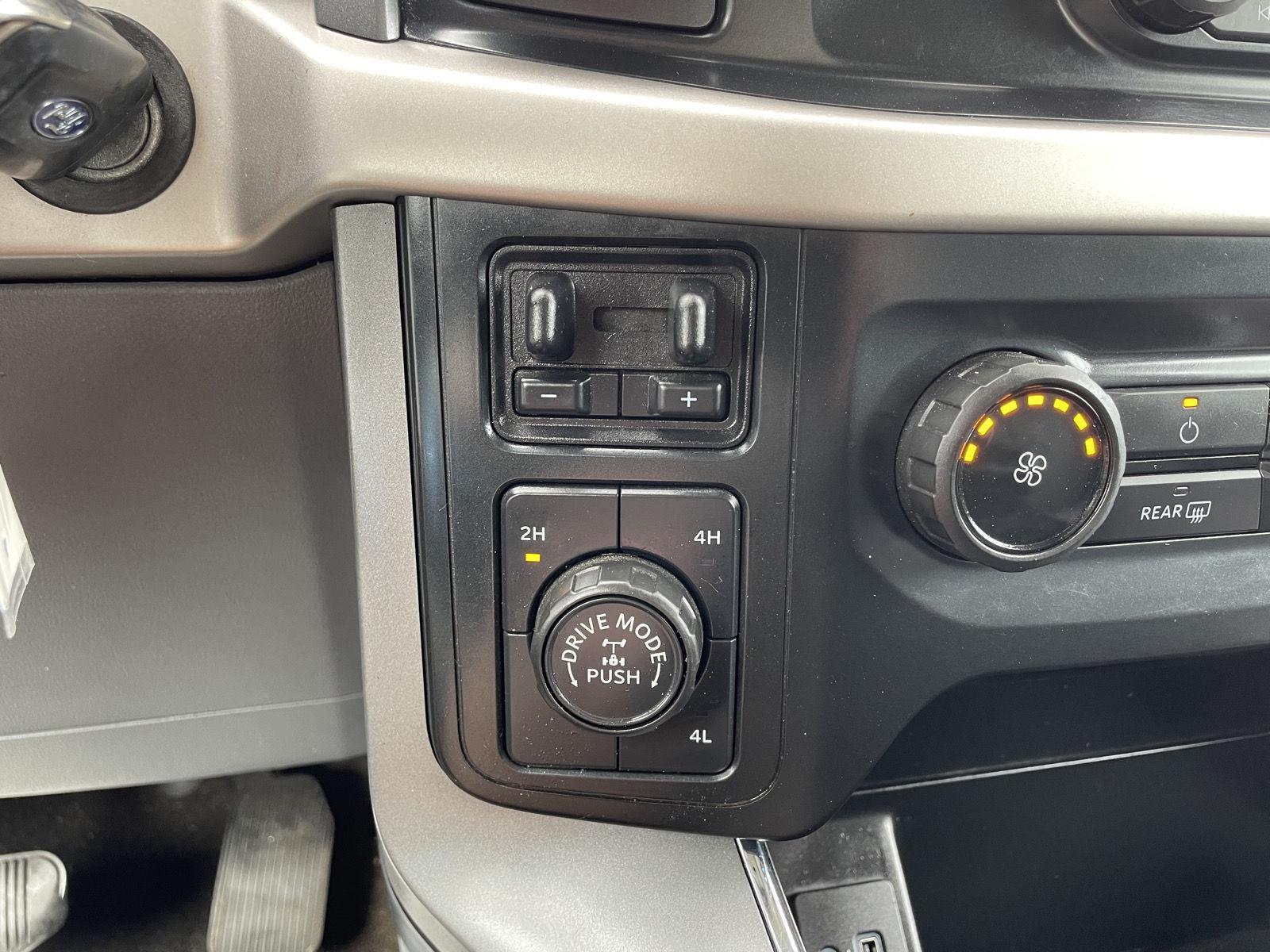 Used 2021 Ford F-150 XLT Crew Cab Truck for sale in Lincoln NE