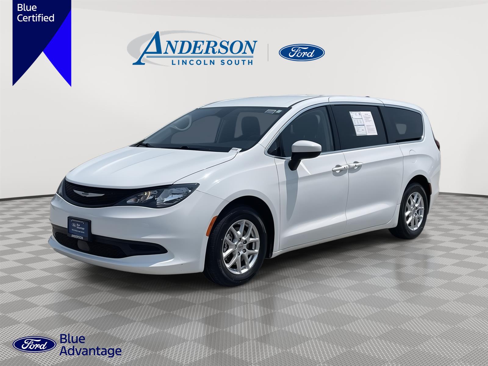 Used 2023 Chrysler Voyager LX Minivans for sale in Lincoln NE