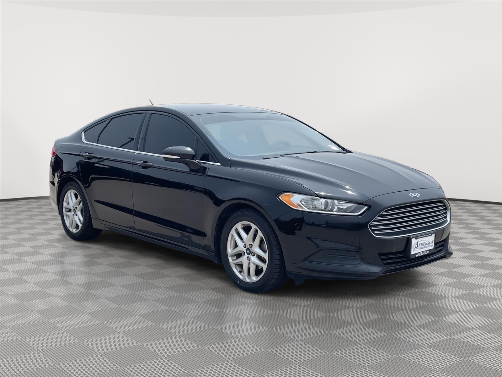 Used 2016 Ford Fusion SE Sedan for sale in Lincoln NE