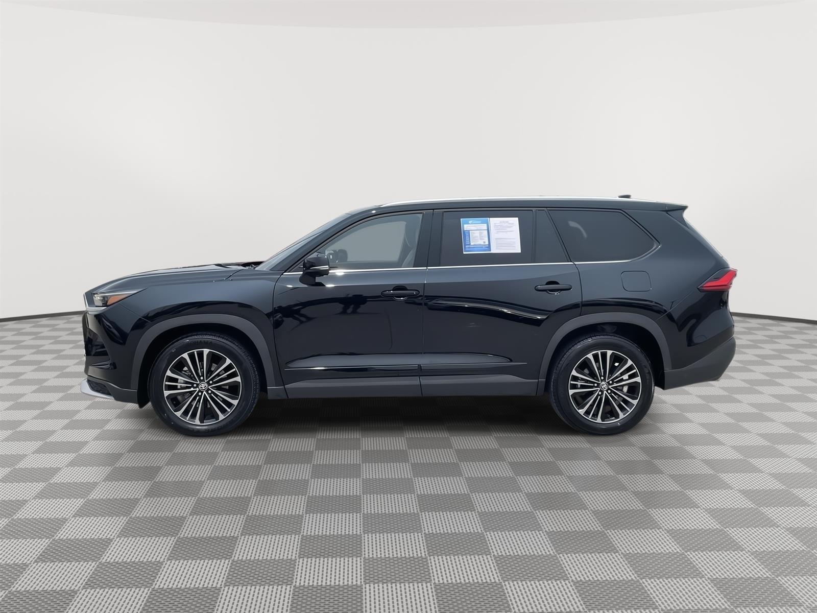Used 2024 Toyota Grand Highlander Hybrid MAX Platinum SUV for sale in Lincoln NE