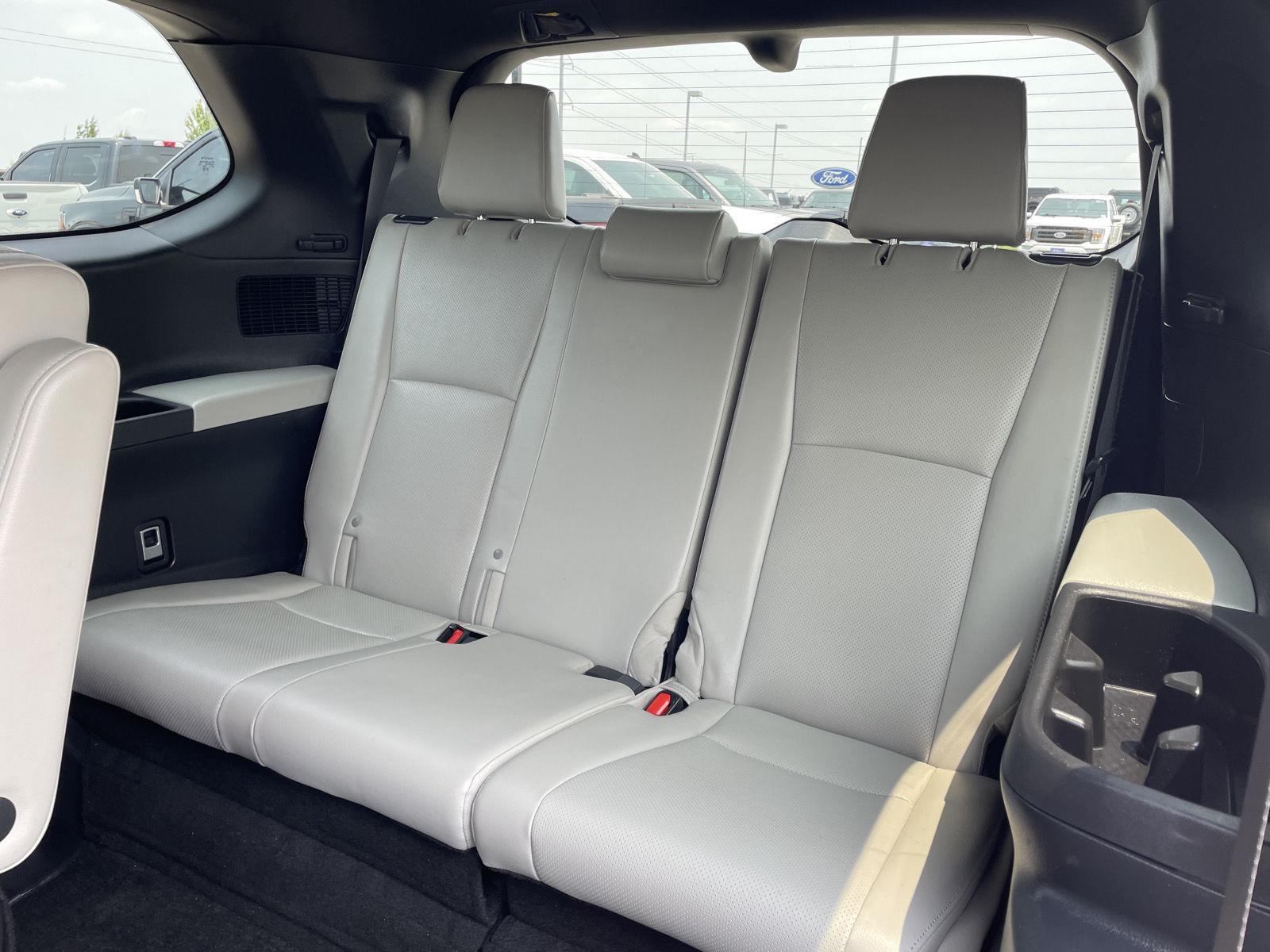 Used 2024 Toyota Grand Highlander Hybrid MAX Platinum SUV for sale in Lincoln NE
