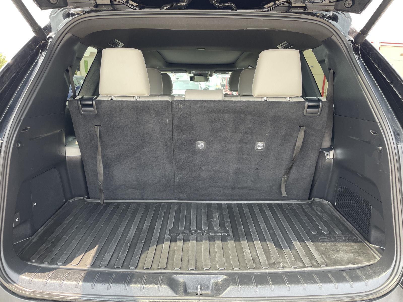 Used 2024 Toyota Grand Highlander Hybrid MAX Platinum SUV for sale in Lincoln NE
