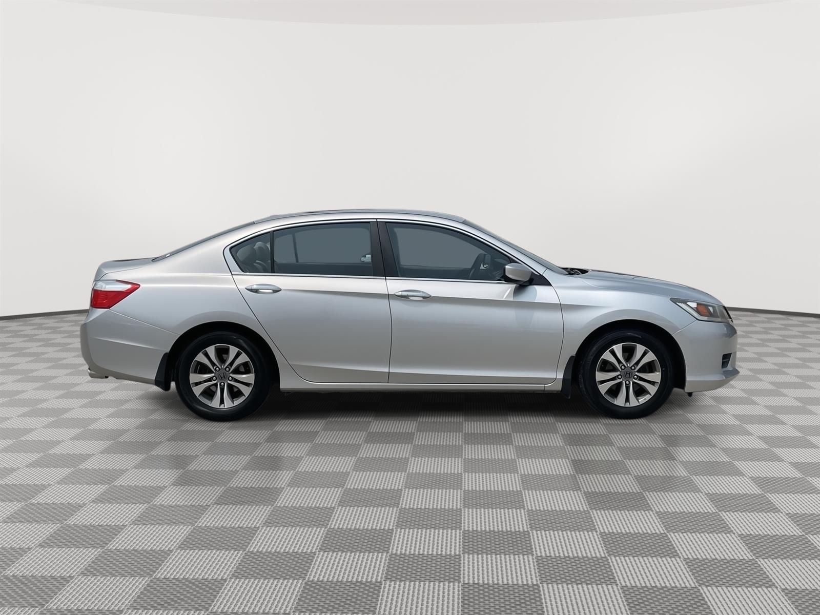 Used 2014 Honda Accord Sedan LX Sedan for sale in Lincoln NE