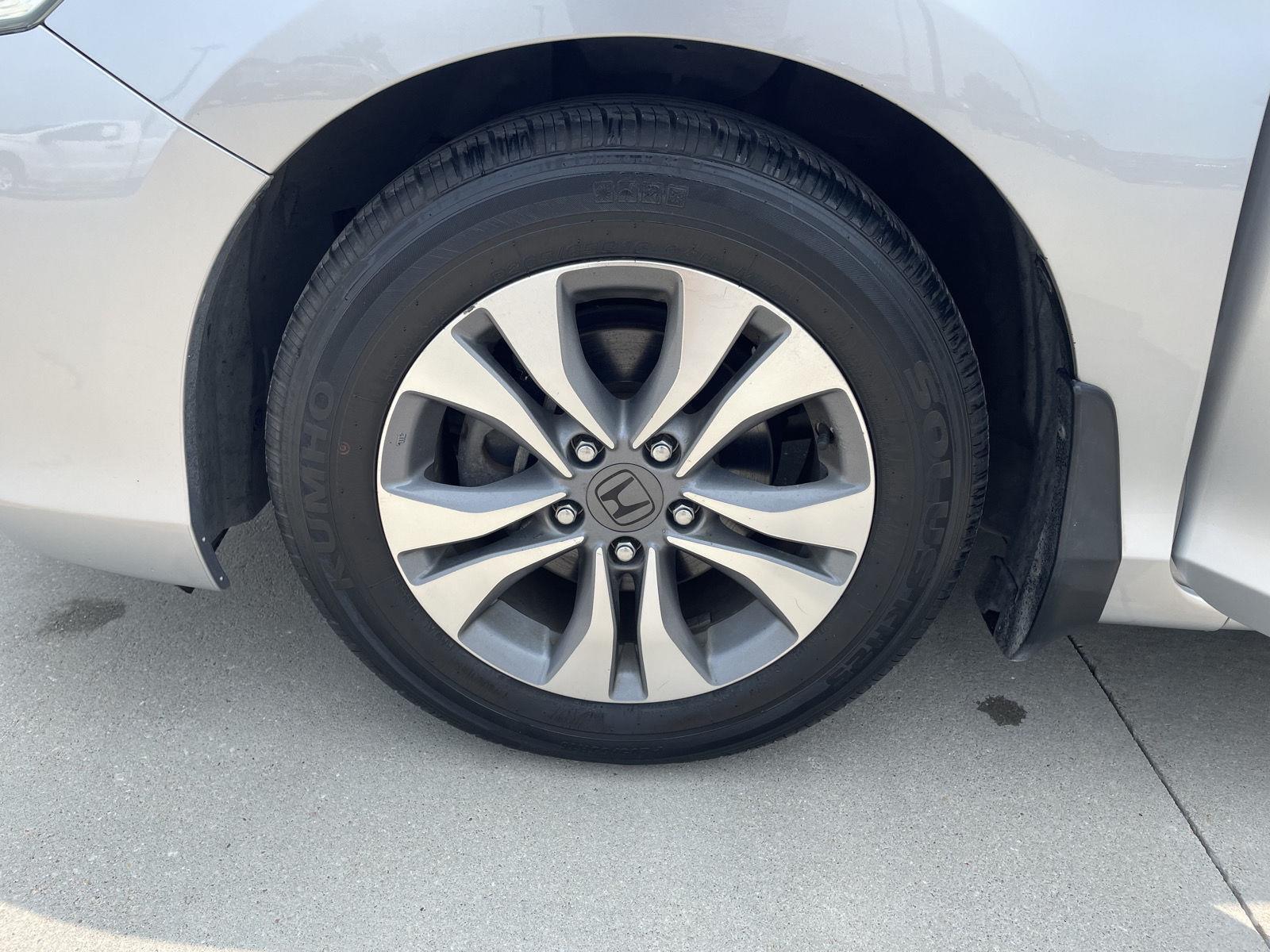 Used 2014 Honda Accord Sedan LX Sedan for sale in Lincoln NE