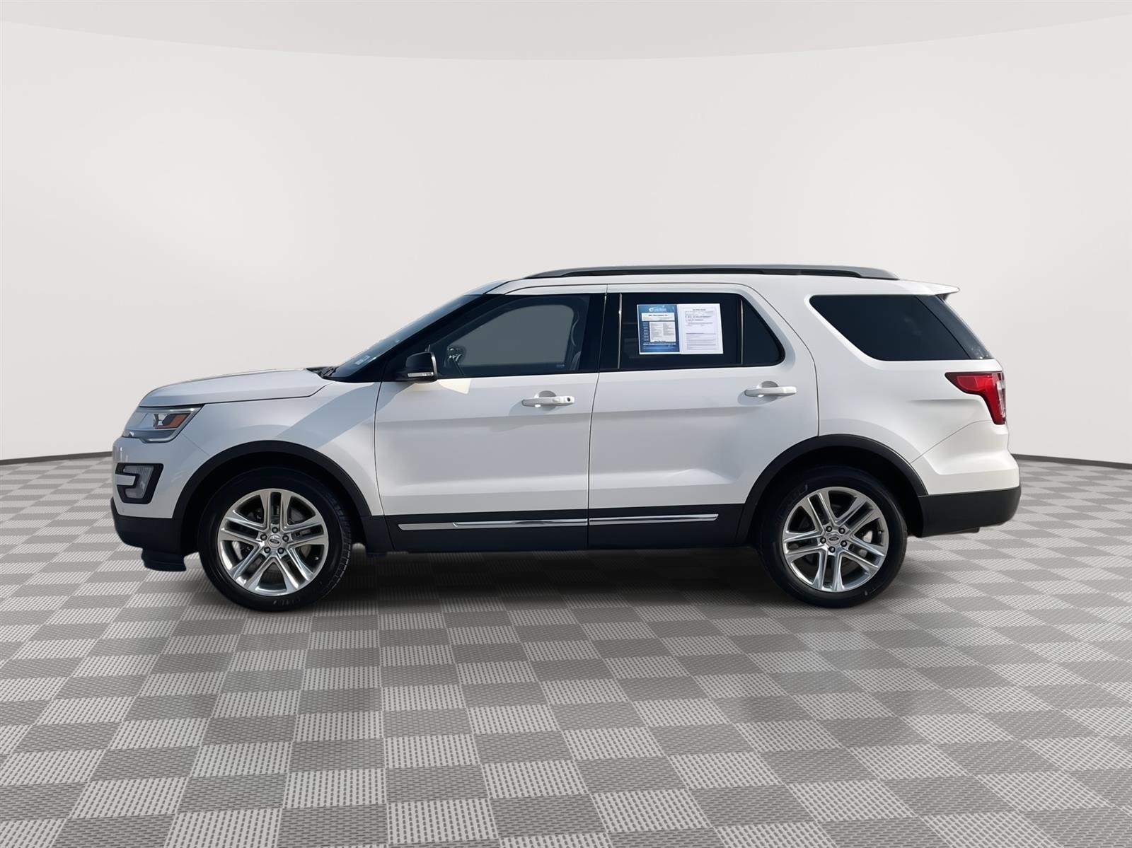 Used 2017 Ford Explorer XLT SUV for sale in Lincoln NE