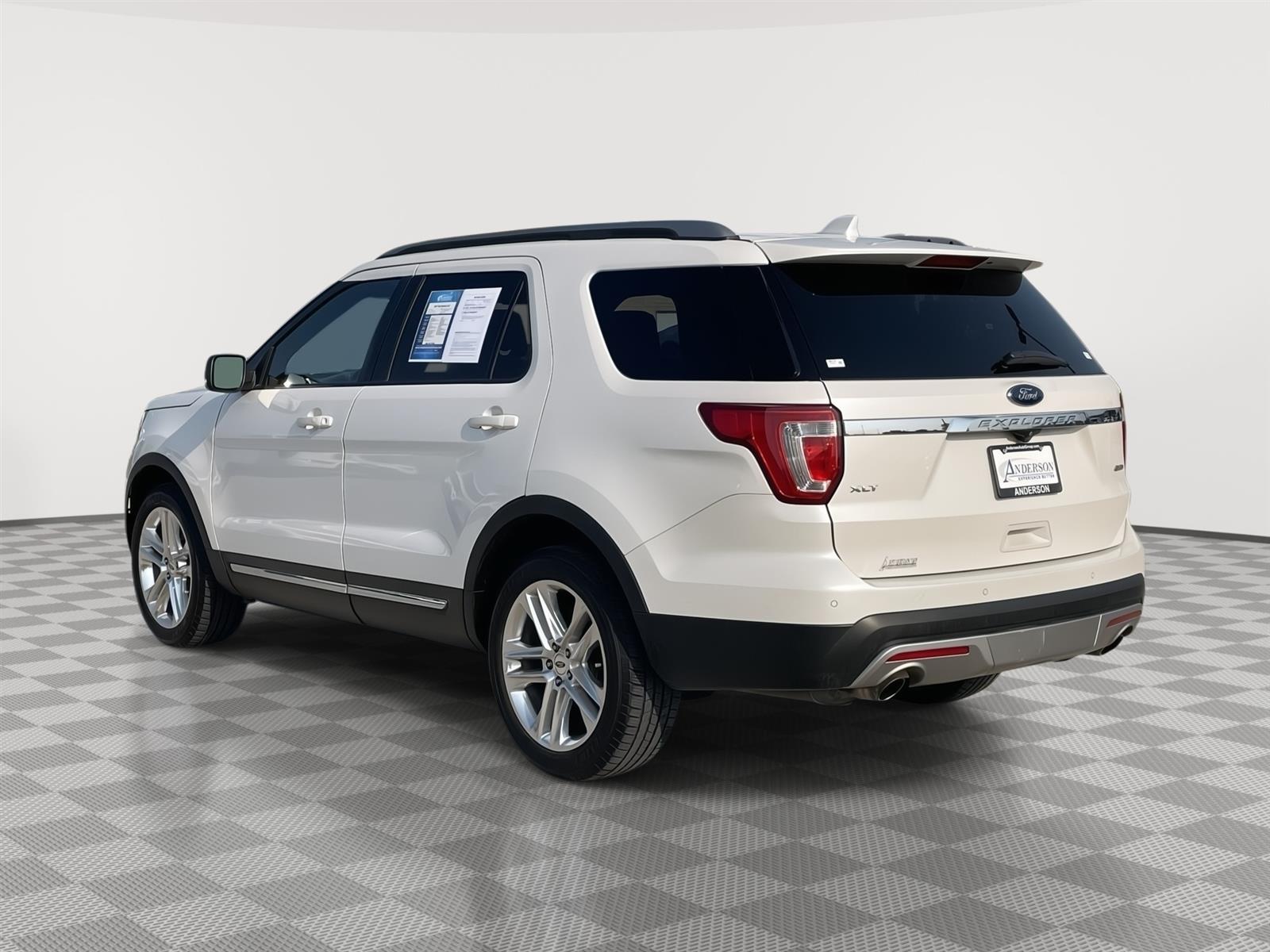 Used 2017 Ford Explorer XLT SUV for sale in Lincoln NE