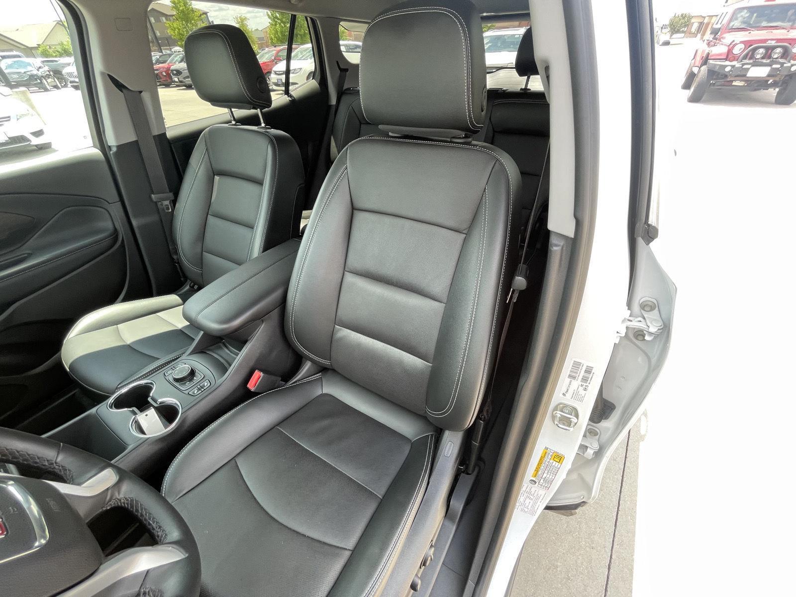 Used 2023 GMC Terrain SLT SUV for sale in Lincoln NE