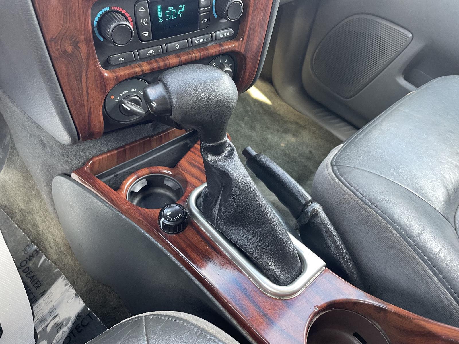 Used 2003 GMC Envoy XL for sale in Lincoln NE