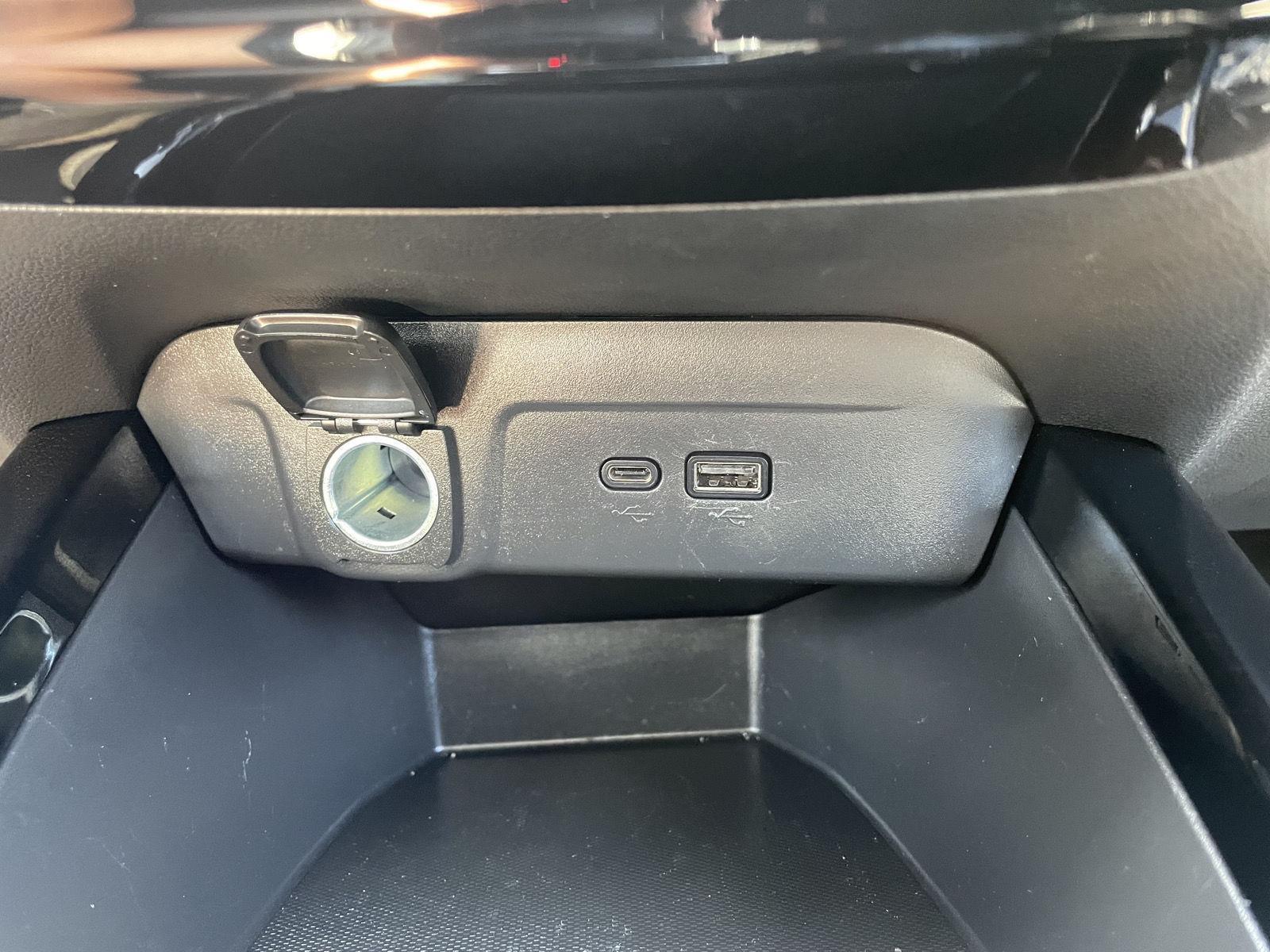 Used 2024 Chevrolet Trax LT SUV for sale in Lincoln NE