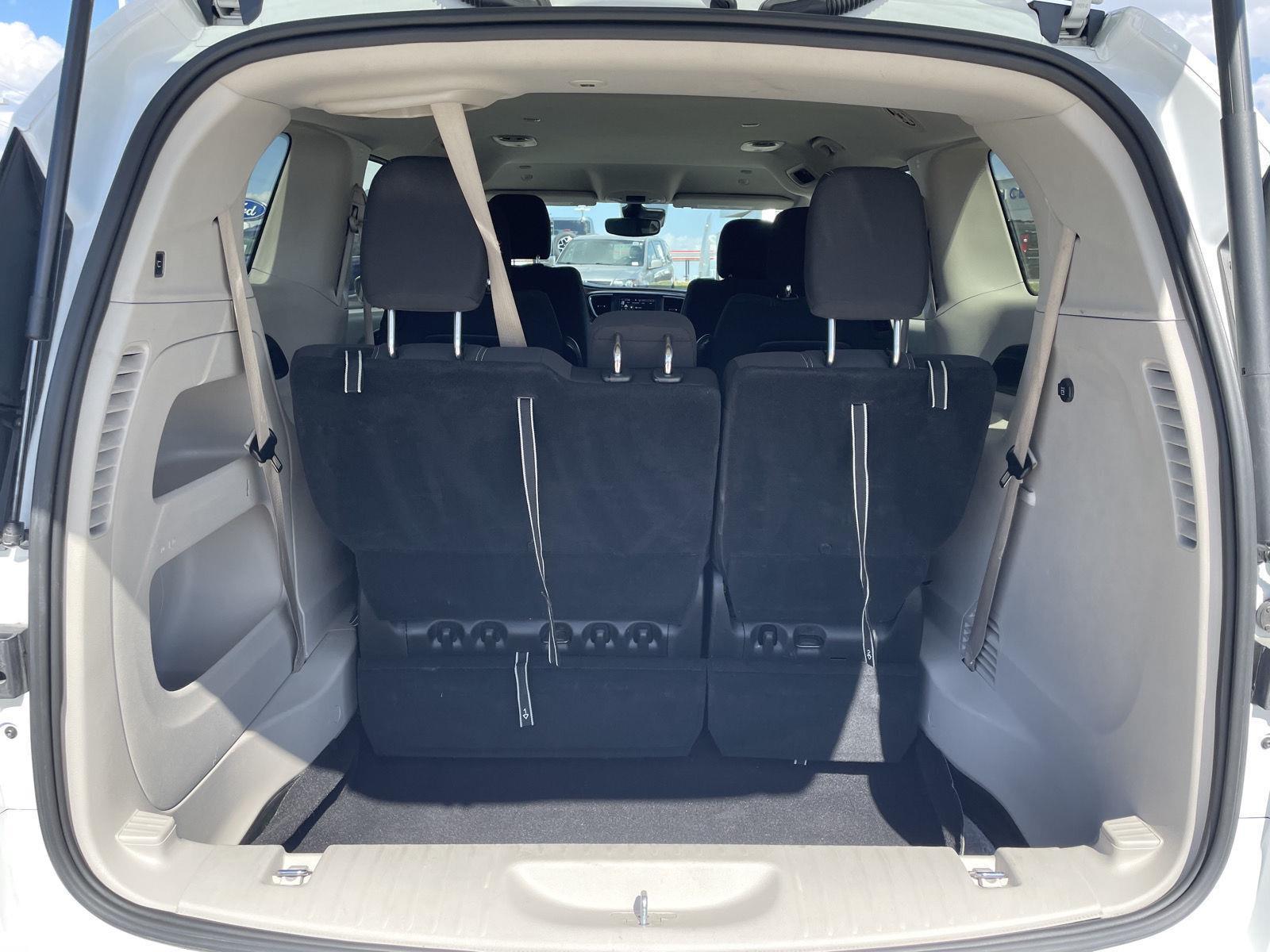 Used 2023 Chrysler Voyager LX Minivans for sale in Lincoln NE