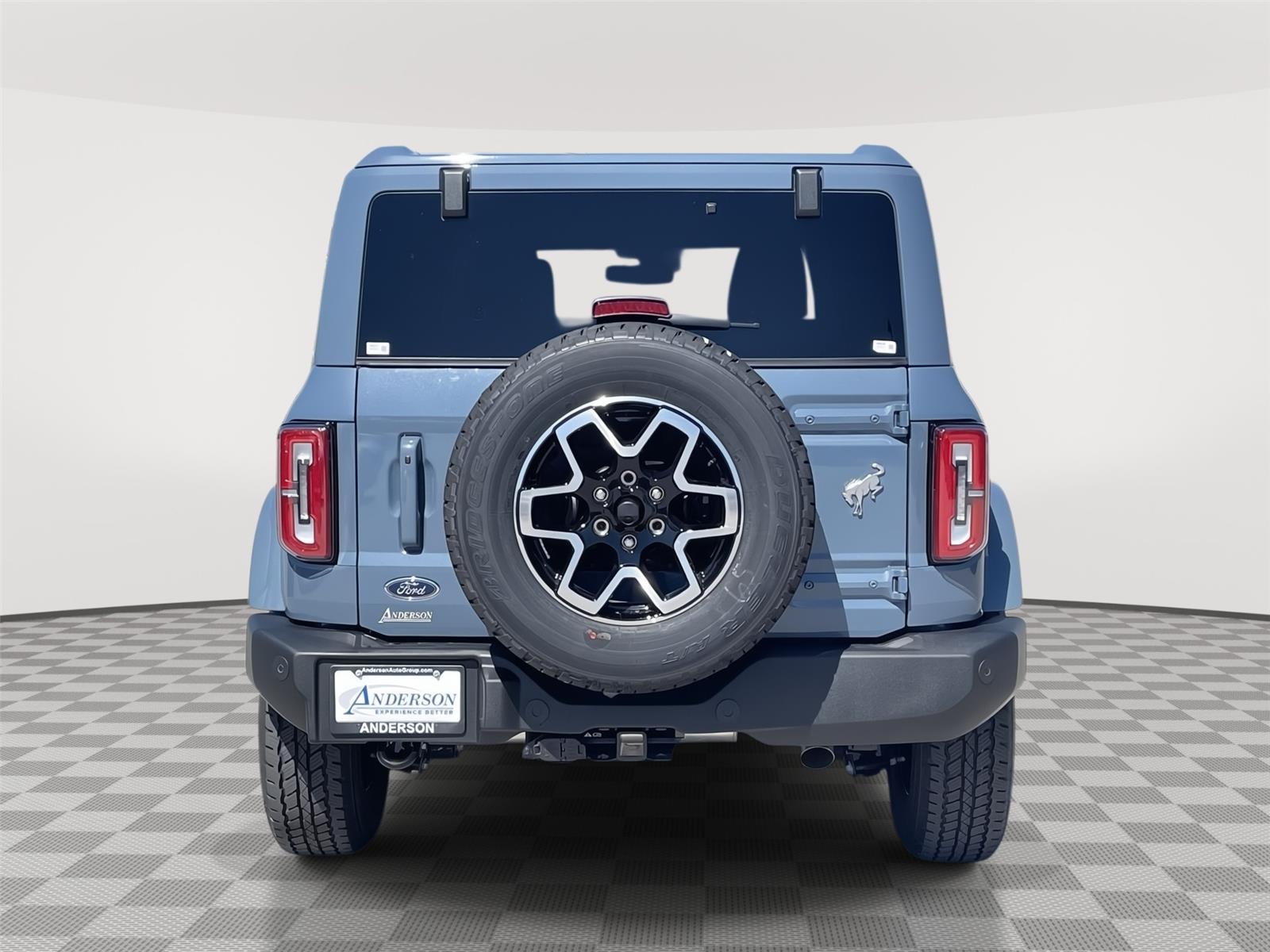2025 Ford Bronco Outer Banks photo 8
