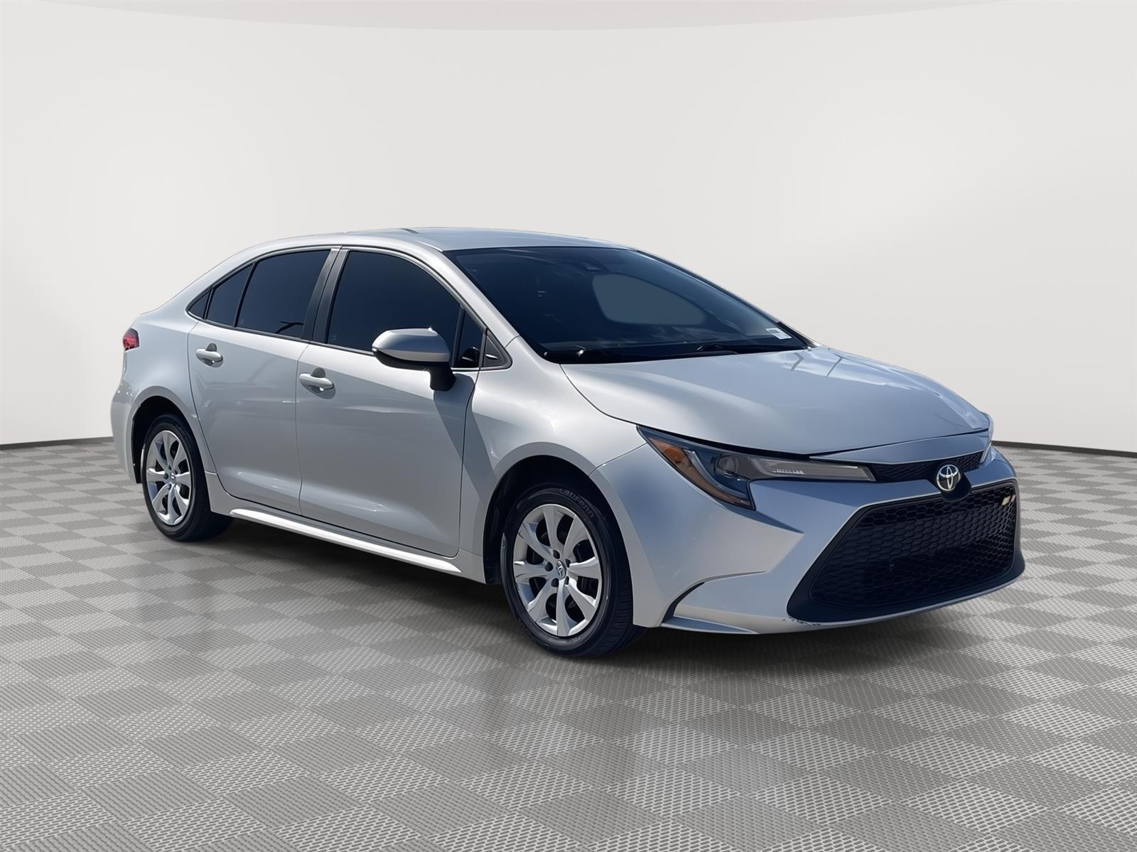 Used 2022 Toyota Corolla LE Sedan for sale in Lincoln NE
