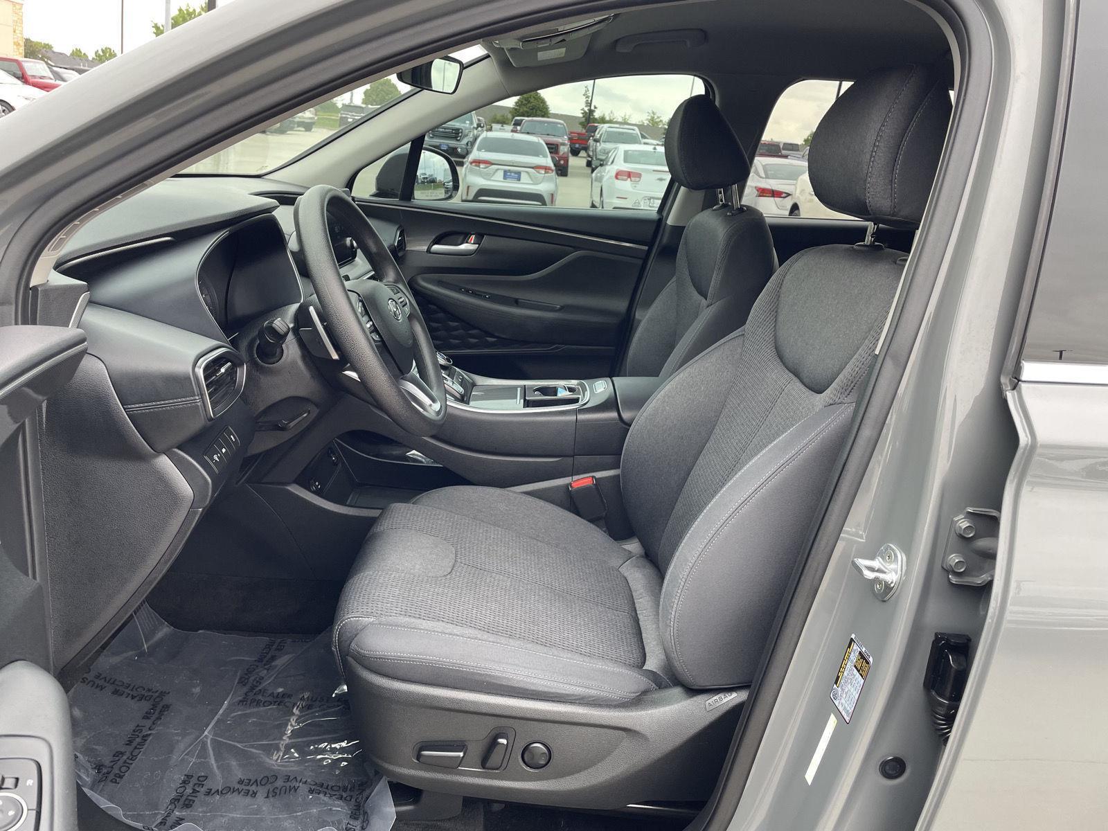 Used 2022 Hyundai Santa Fe SEL SUV for sale in Lincoln NE