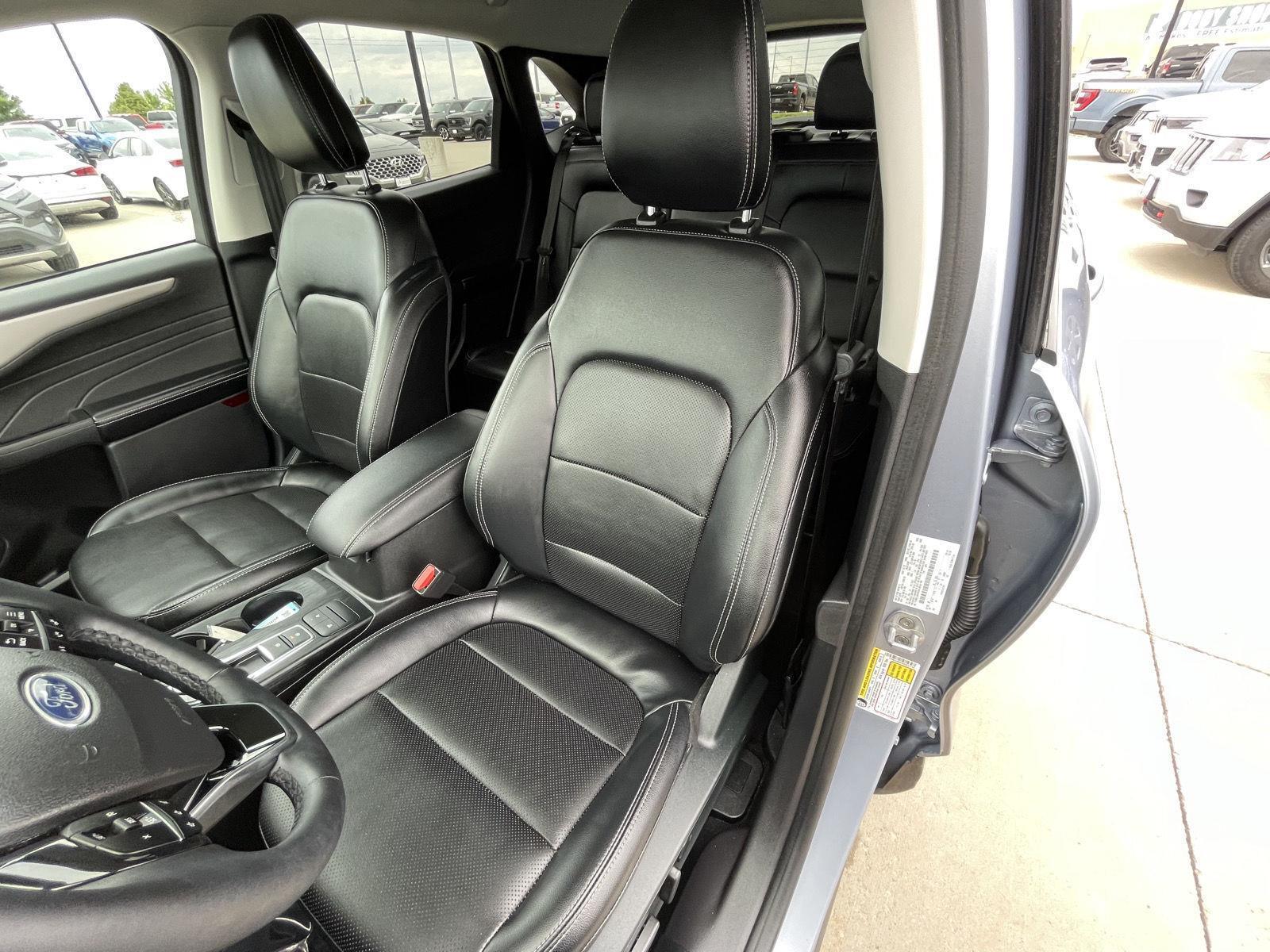 Used 2022 Ford Escape SEL SUV for sale in Lincoln NE