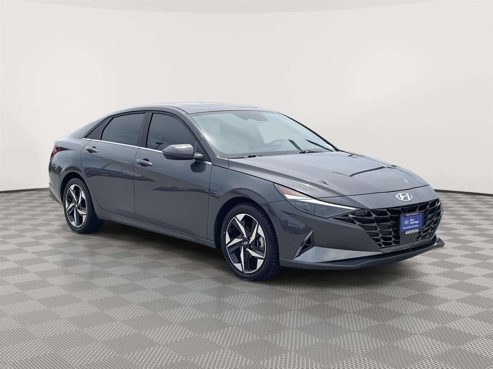 Used 2023 Hyundai Elantra Hybrid Limited Sedan for sale in Lincoln NE