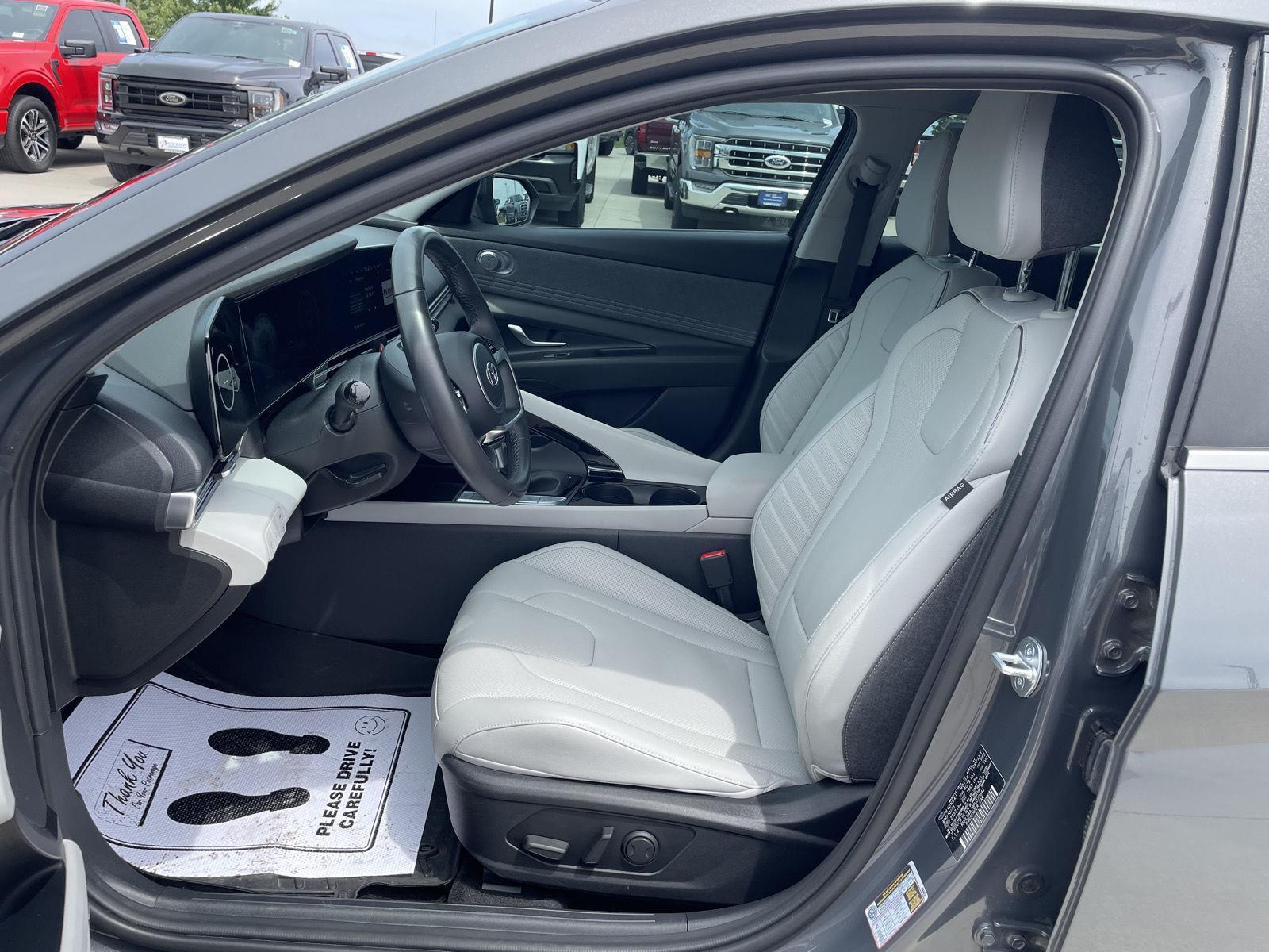 Used 2023 Hyundai Elantra Hybrid Limited Sedan for sale in Lincoln NE
