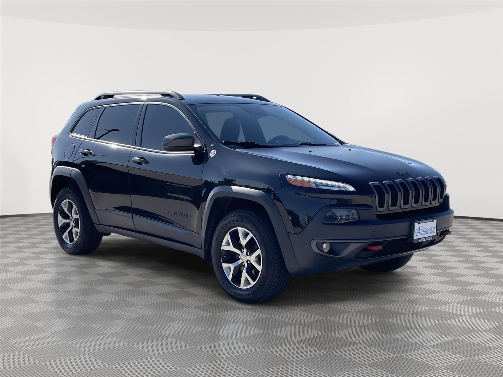Used 2015 Jeep Cherokee Trailhawk SUV for sale in Lincoln NE