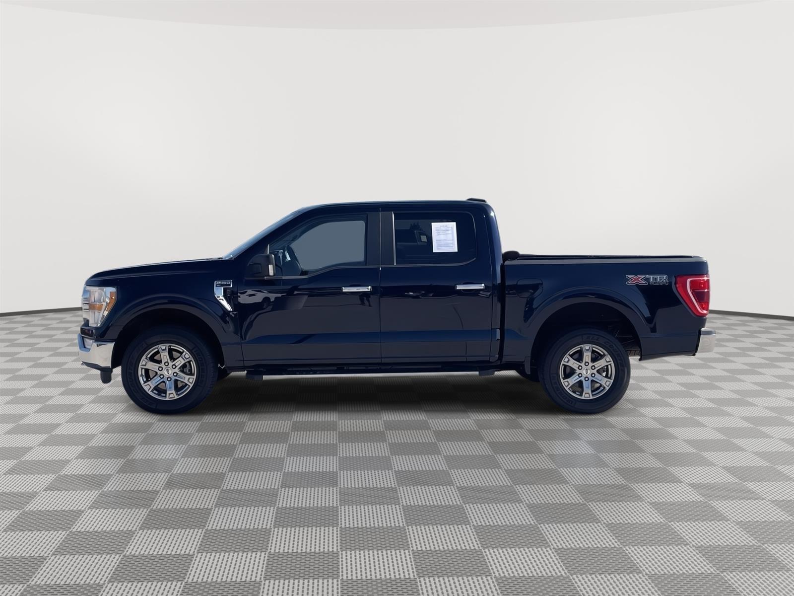 Used 2021 Ford F-150 XLT Crew Cab Truck for sale in Lincoln NE